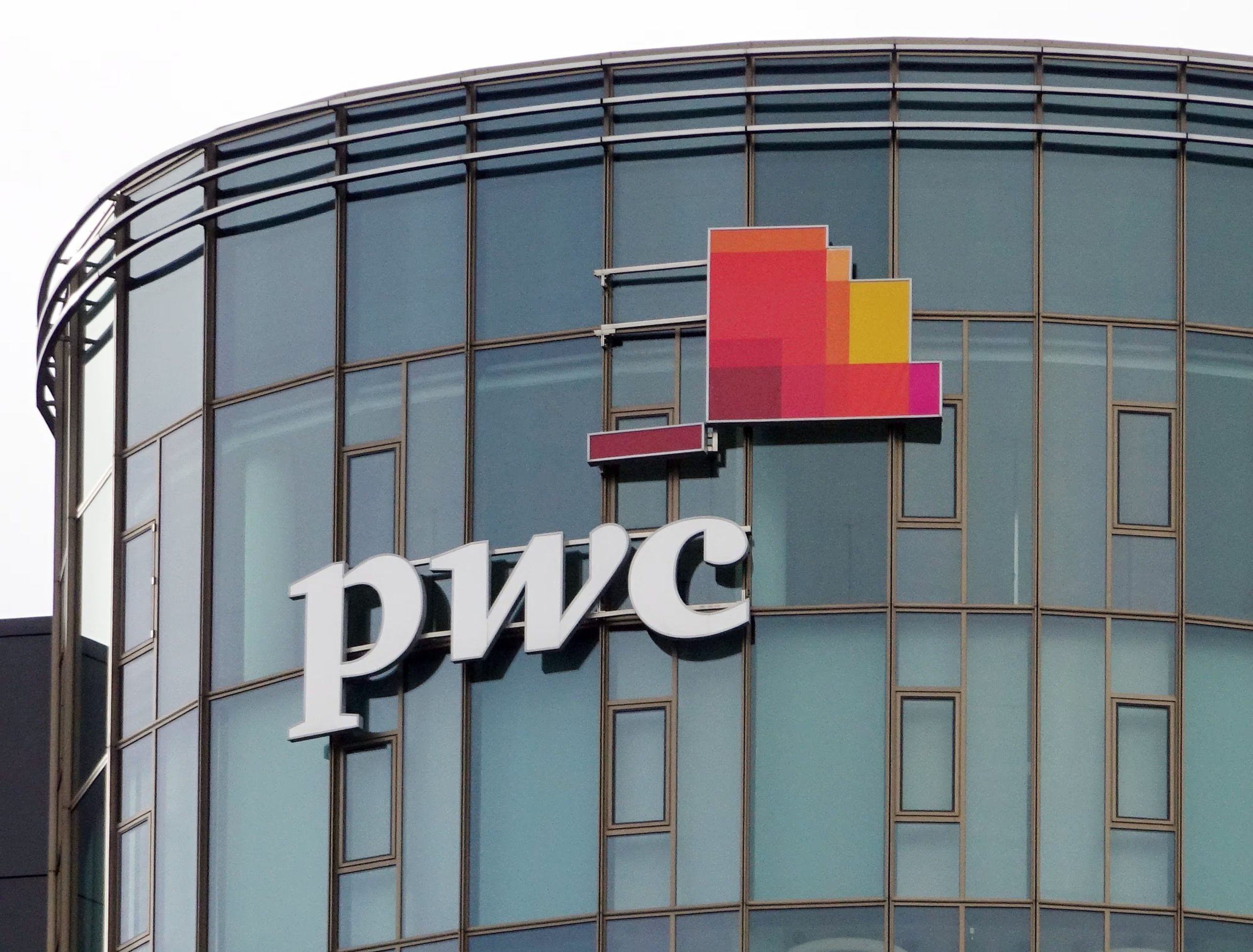 El caso también derivó en sanciones contra la consultora PwC, que afrontó una multa y una suspensión temporal por su labor de auditoría para la compañía (EPA)
