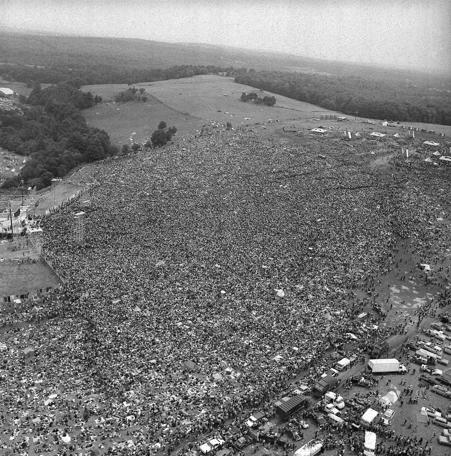 Después de Woodstock, Max Yasgur enfrentó demandas de sus vecinos, vendió la granja en 1971 y hoy tiene un memorial en Bethel, sitio histórico desde 2017 (AP Photo, File)