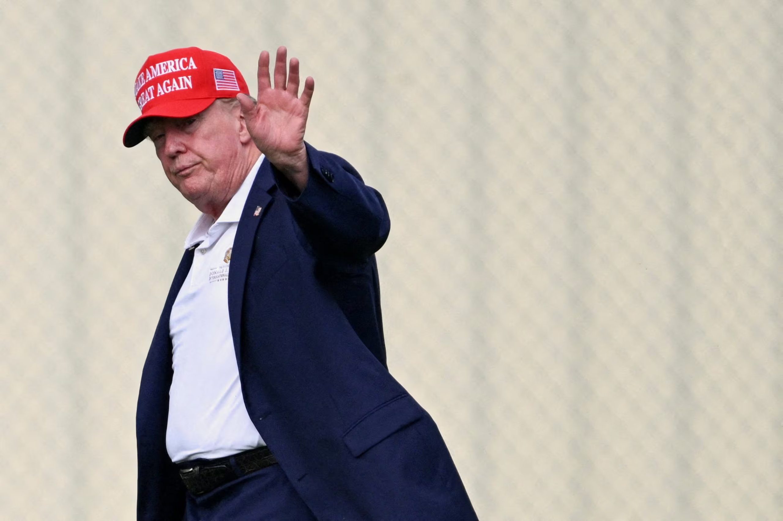 El presidente de Estados Unidos, Donald Trump, quien esta semana anunció una nueva ofensiva de sanciones económicas contra Irán (REUTERS/Annabelle Gordon/archivo)