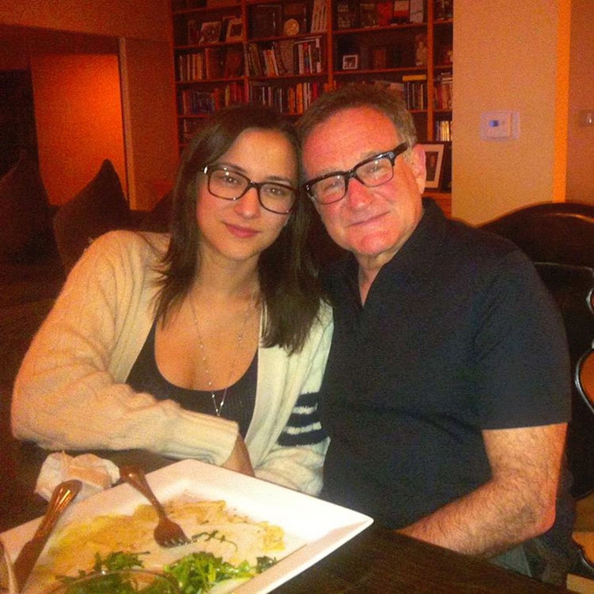 Zelda Williams pidió en varias ocasiones que paren los videos de Robin Williams hechos con IA (captura: Instagram)