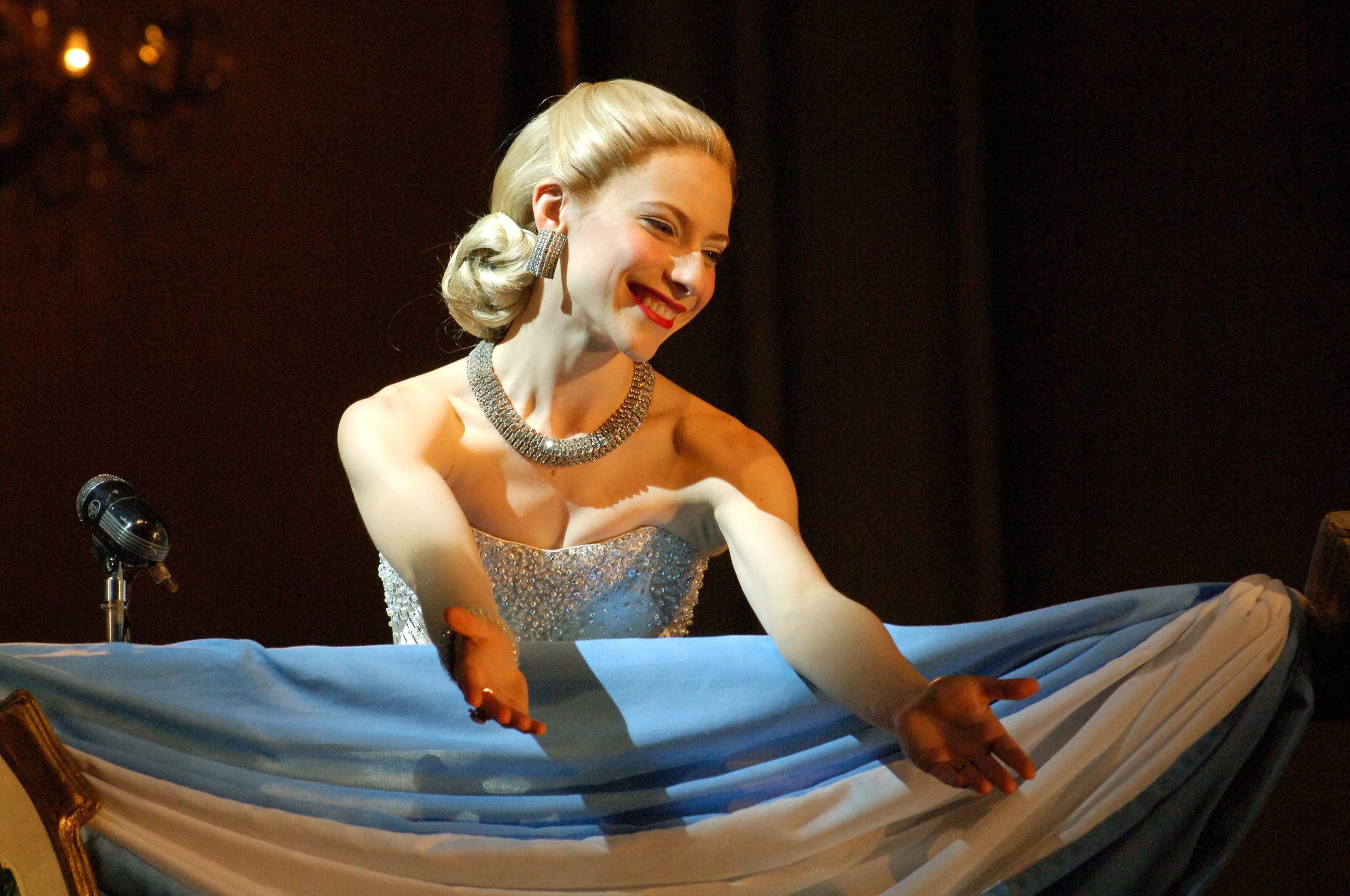 Elena Roger en el musical Evita en Londres, 2026 (Mandatory Credit: Photo by Nils Jorgensen/Shutterstock