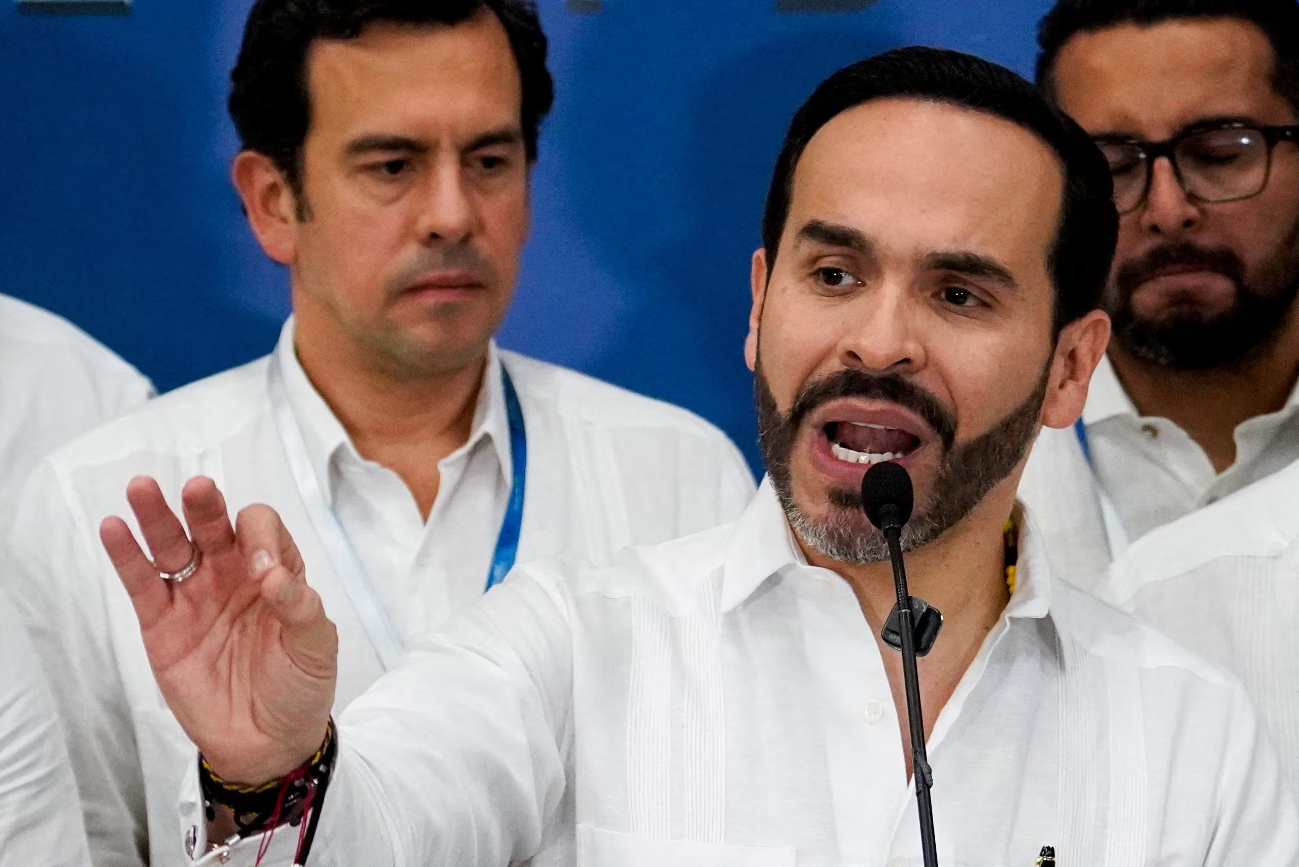 El Consejo de Estado indicó que, tras analizar los argumentos de los demandantes y la intervención de figuras políticas como Iván Cepeda —senador del Pacto Histórico, quien se negó a reconocer al futuro mandatario—, no encontró elementos suficientes para suspender la posesión - crédito Charlie Cordero/Reuters