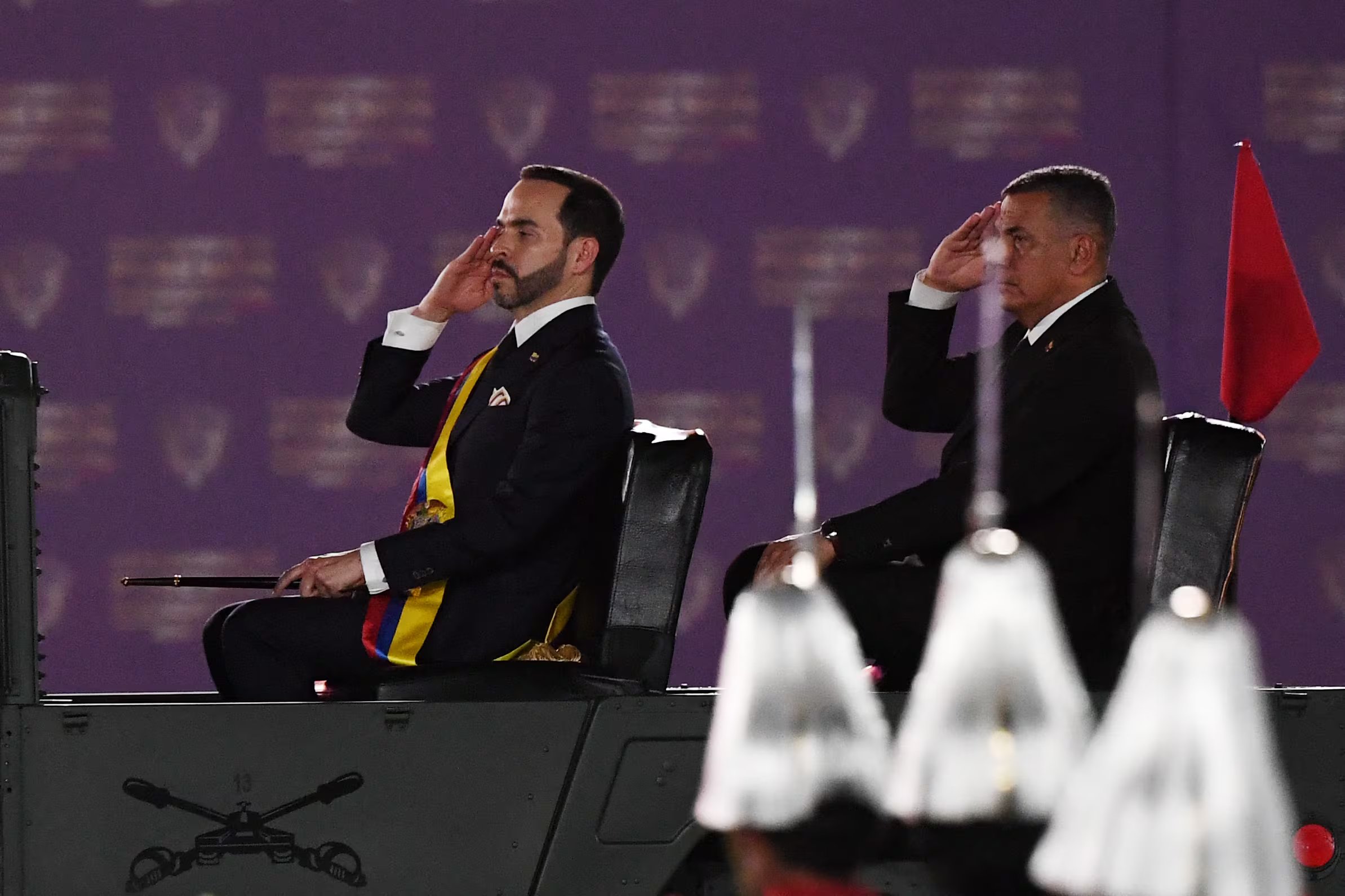 Abelardo de la Espriella tendrá como ministro de Defensa al general (r) Jorge Mora, que liderará la estrategia para impactar a los grupos armados ilegales que no se atengan al ultimátum de entregar las armas, y que anunció 
