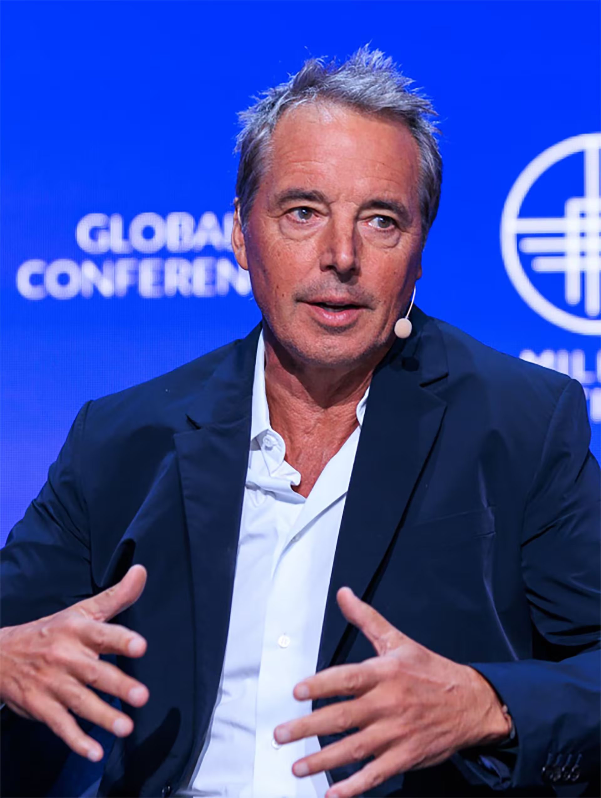 Dan Buettner destaca la actividad cotidiana, no el gimnasio, en regiones longevas - crédito cortesía
