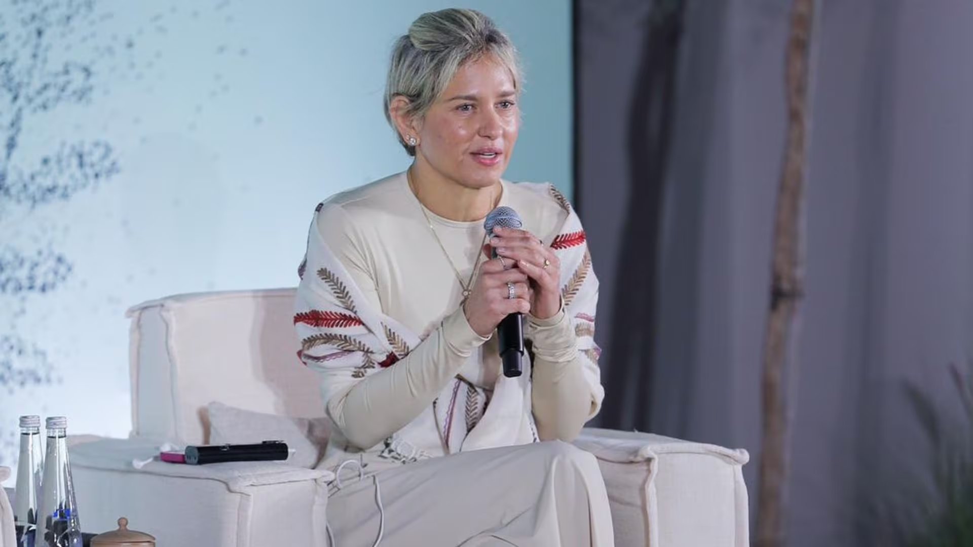 Eva Ferrer Galcerán afirmó que el gasto mensual de Verónica Alcocer era de 50.000 euros y que también cobraban 50.000 euros por reuniones - crédito @veronicalcocerg/Instagram