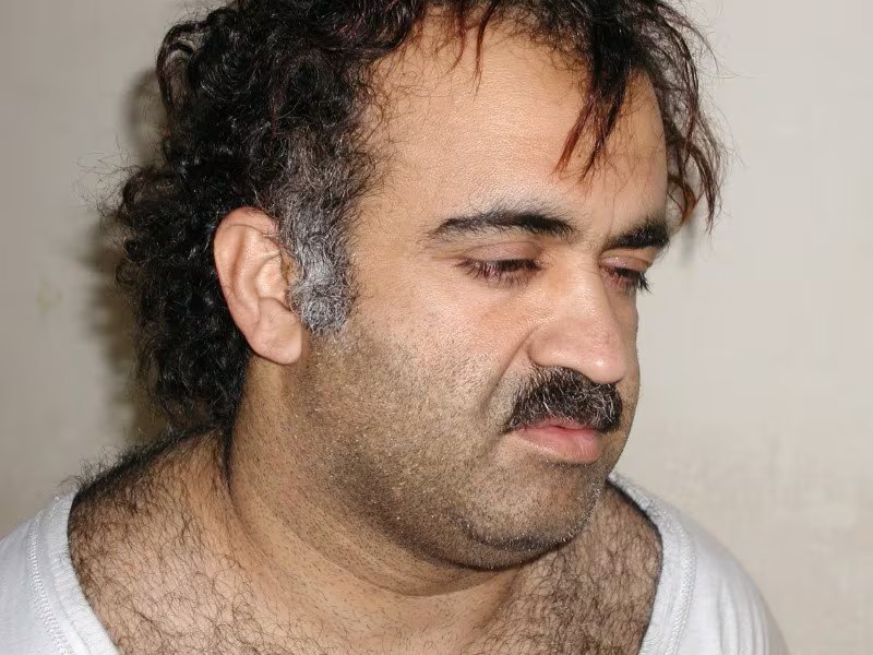 La fiscalía acusa a Khalid Sheikh Mohammed de orquestar los atentados del 11 de septiembre, que causaron la muerte de 2.976 personas. (REUTERS/Courtesy U.S.News & World Report)