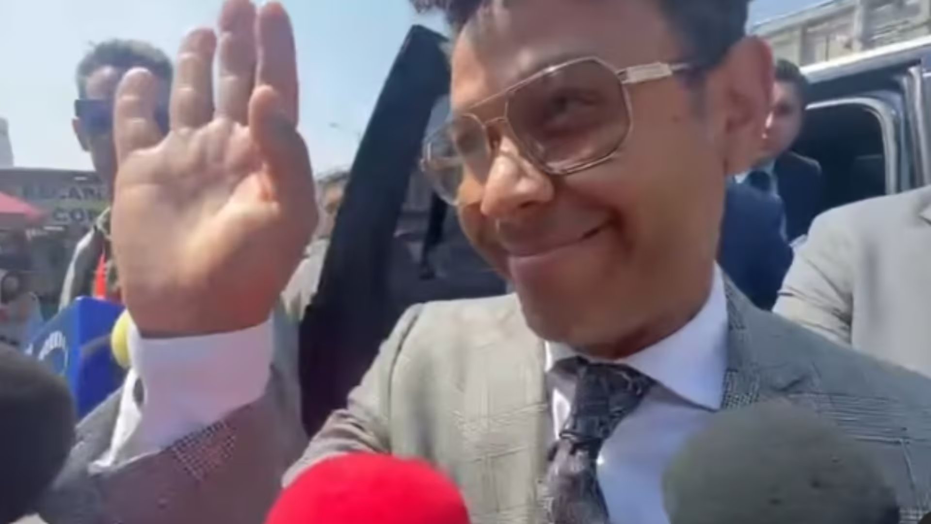 Kalimba arriba a los juzgados penales del Reclusorio Oriente tras denuncia de Melissa Galindo: “Estoy tranquilo”
(RS)