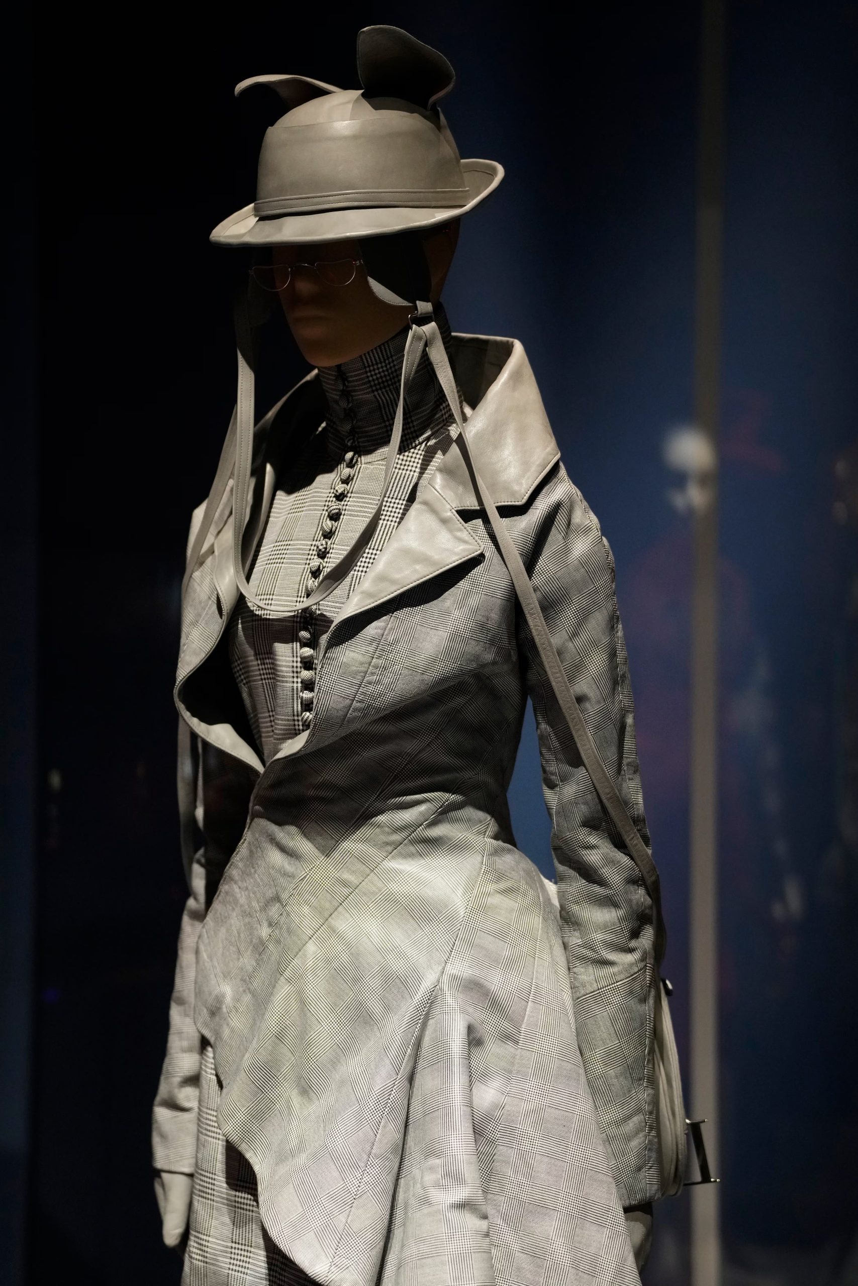 Tras el escándalo de 2011, Galliano fue despedido de Christian Dior y de su firma, y regresó a la moda en 2014 como director creativo de Maison Margiela (Charles Sykes/Invision/AP)