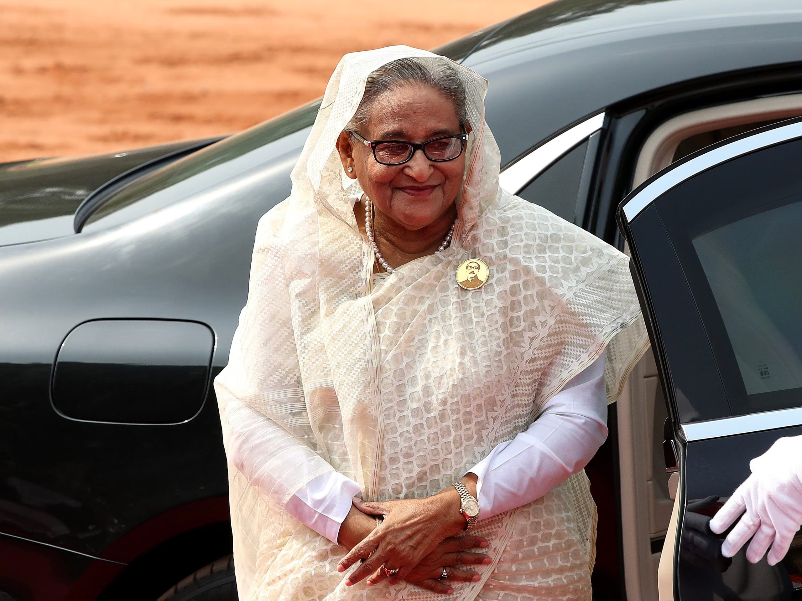 Hasina reclamó el levantamiento de la prohibición de su partido y la liberación de presos políticos en Bangladesh (EFE)
