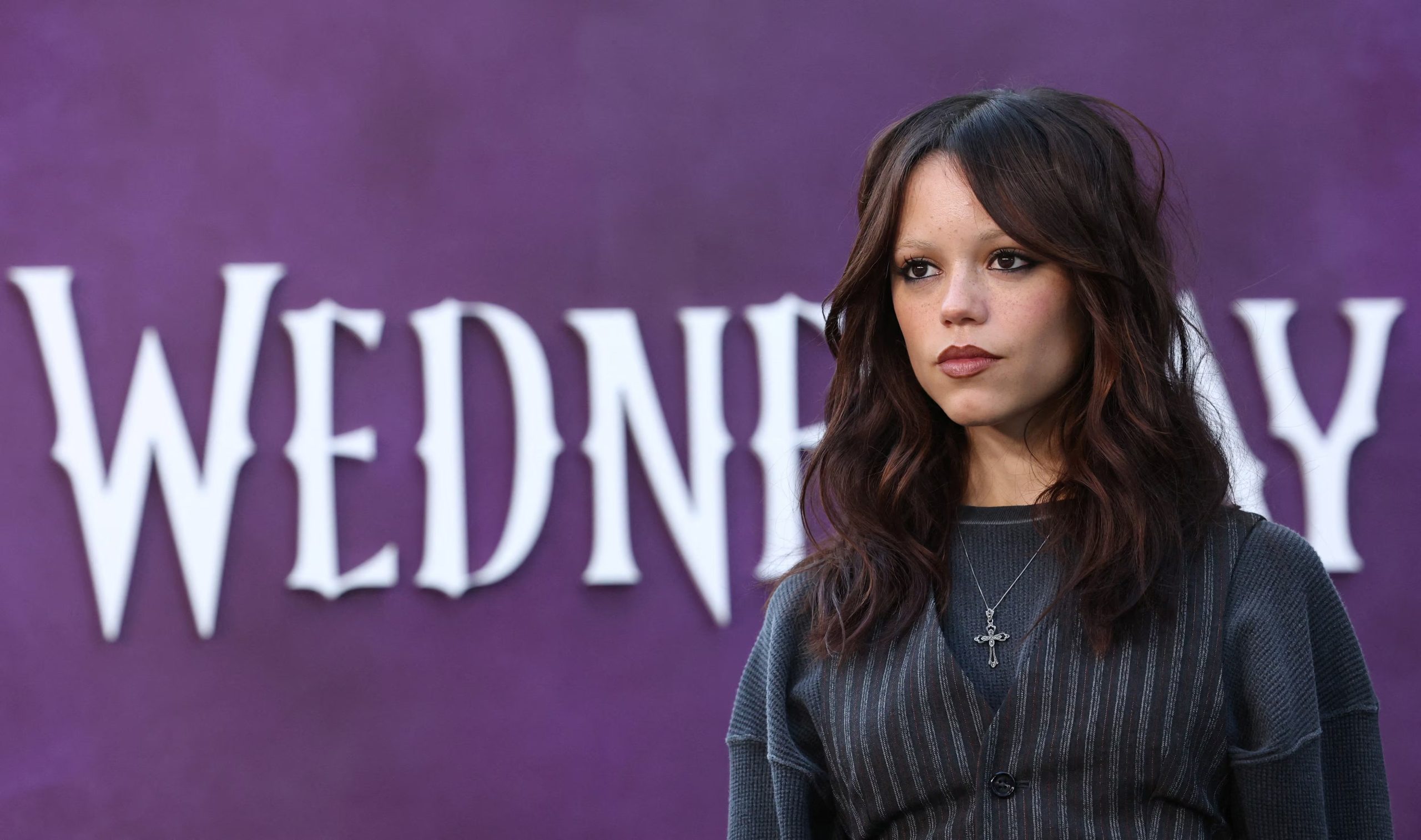 Jenna Ortega contó a Esquire que en sus primeros rodajes podía pasar el día sin comer ni beber agua para no molestar a los adultos (REUTERS/Mario Anzuoni)