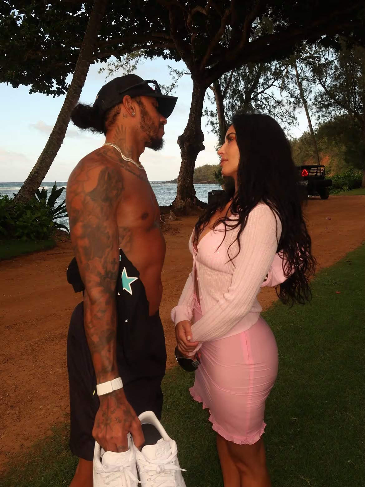 Kim Kardashian y Lewis Hamilton disfrutaron los últimos días de vacaciones en Hawai (Instagram)