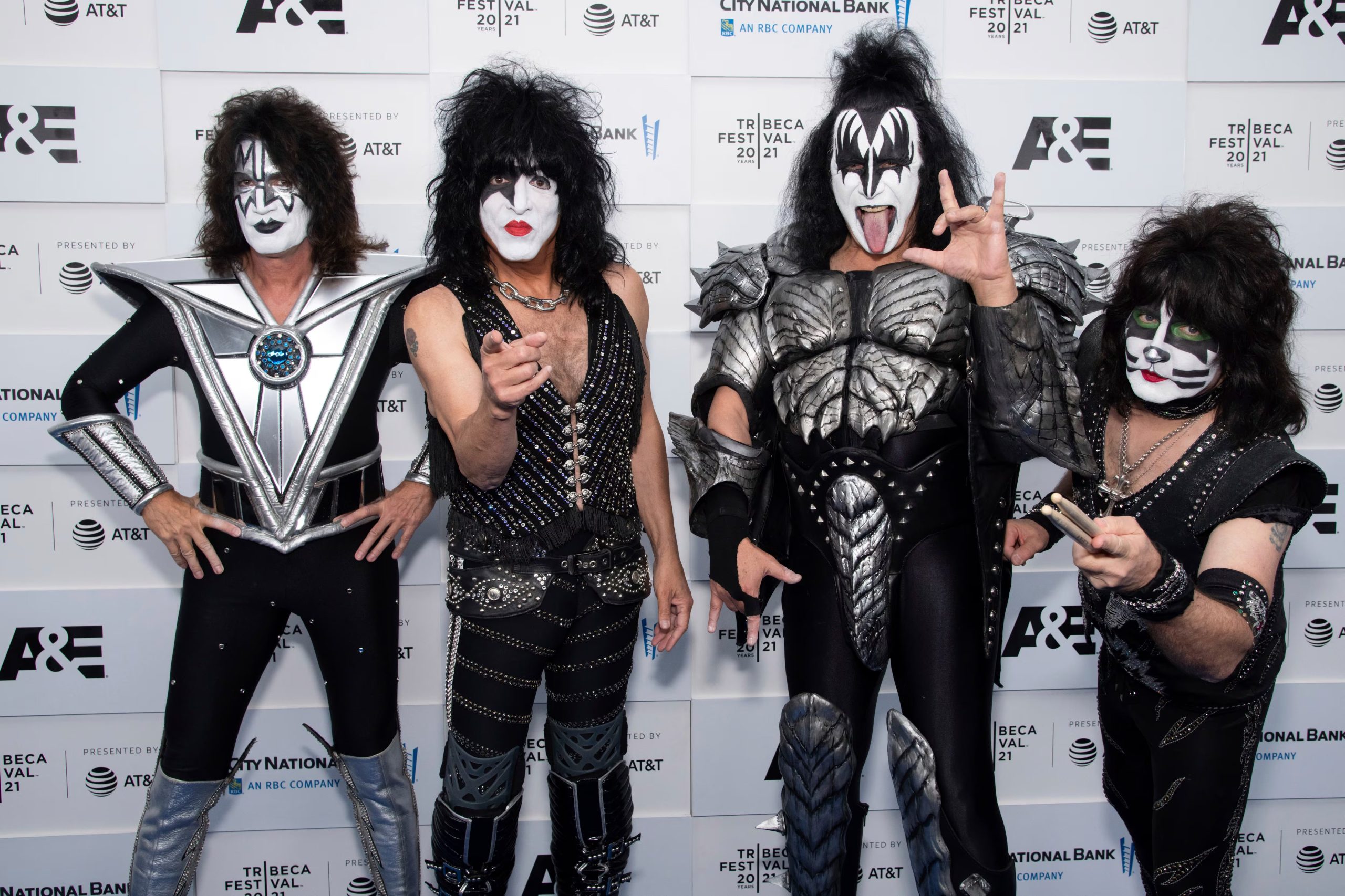 La gira promocional de Stanley Simmons recorrerá 29 ciudades de Estados Unidos entre Dallas y el Troubadour de West Hollywood, sin maquillaje ni imitaciones de KISS (AP)