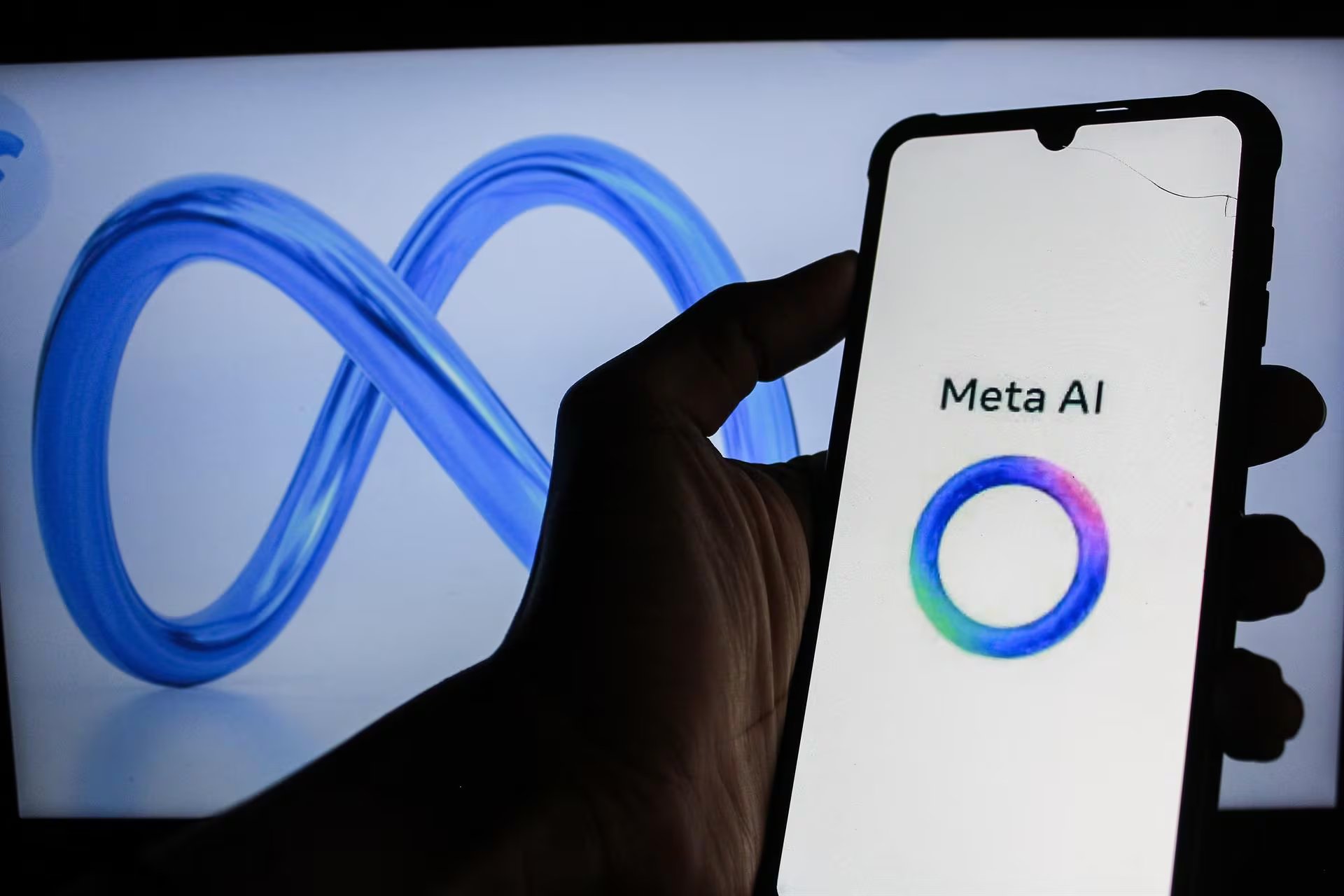 Meta apuesta por agentes personales de IA accesibles y con control individual - Reuters 