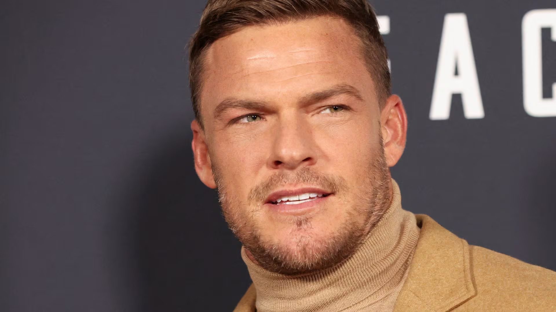 Tras la experiencia, el actor pone en duda la importancia del tamaño físico en la actuación y destaca la autenticidad como elemento clave en la construcción del personaje (REUTERS/Mario Anzuoni)