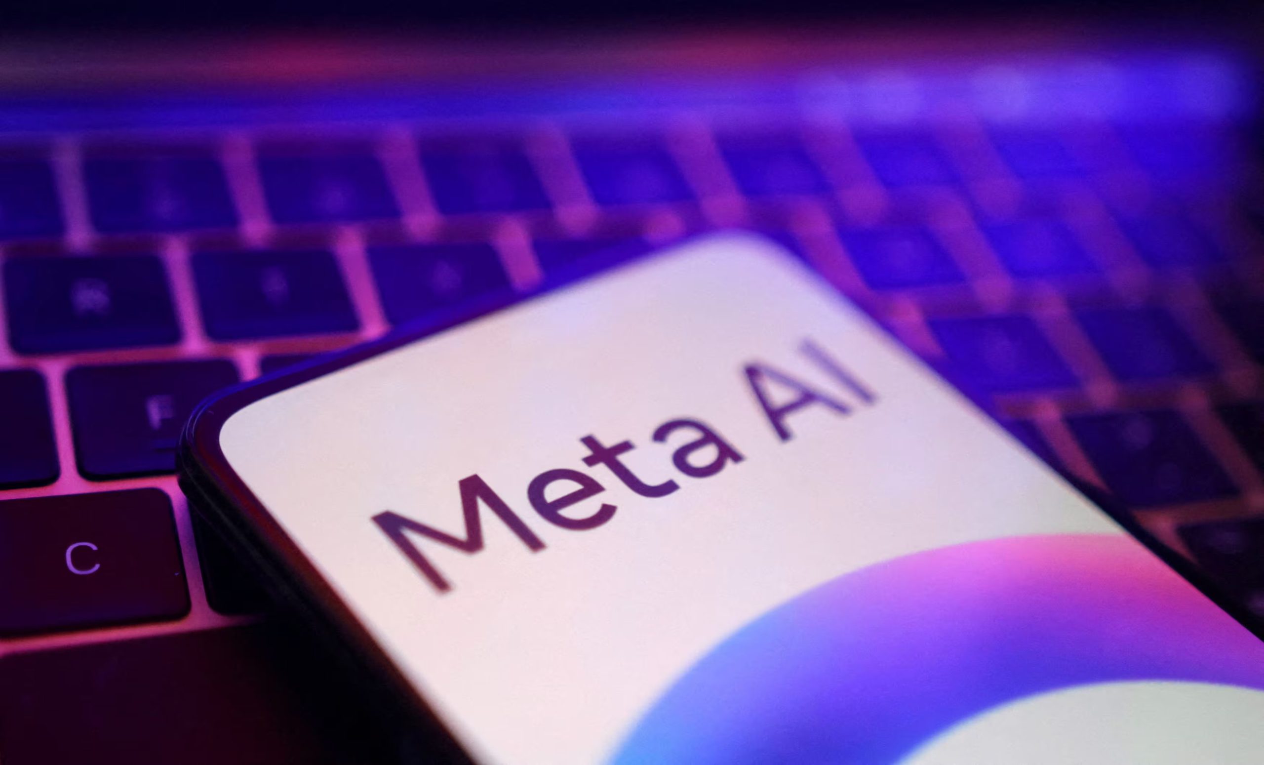 Meta AI para Mac podrá entender el dictado por voz y dar contexto a lo que ves. REUTERS/Dado Ruvic/Illustration/File Photo