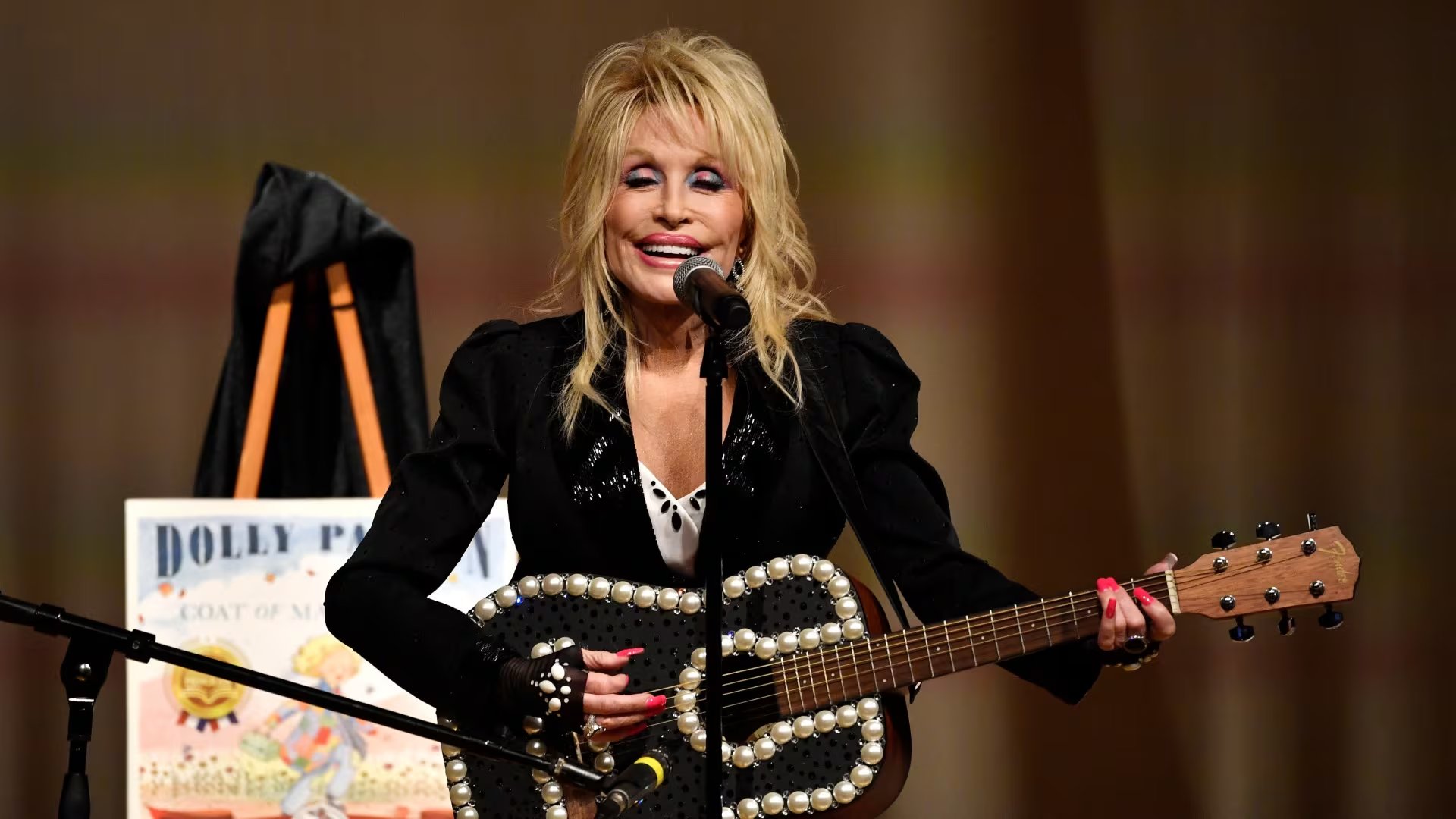 Días antes de su muerte, Parton aseguró a People que seguía activa pese a sus problemas de salud (Foto AP/Timothy D. Easley)