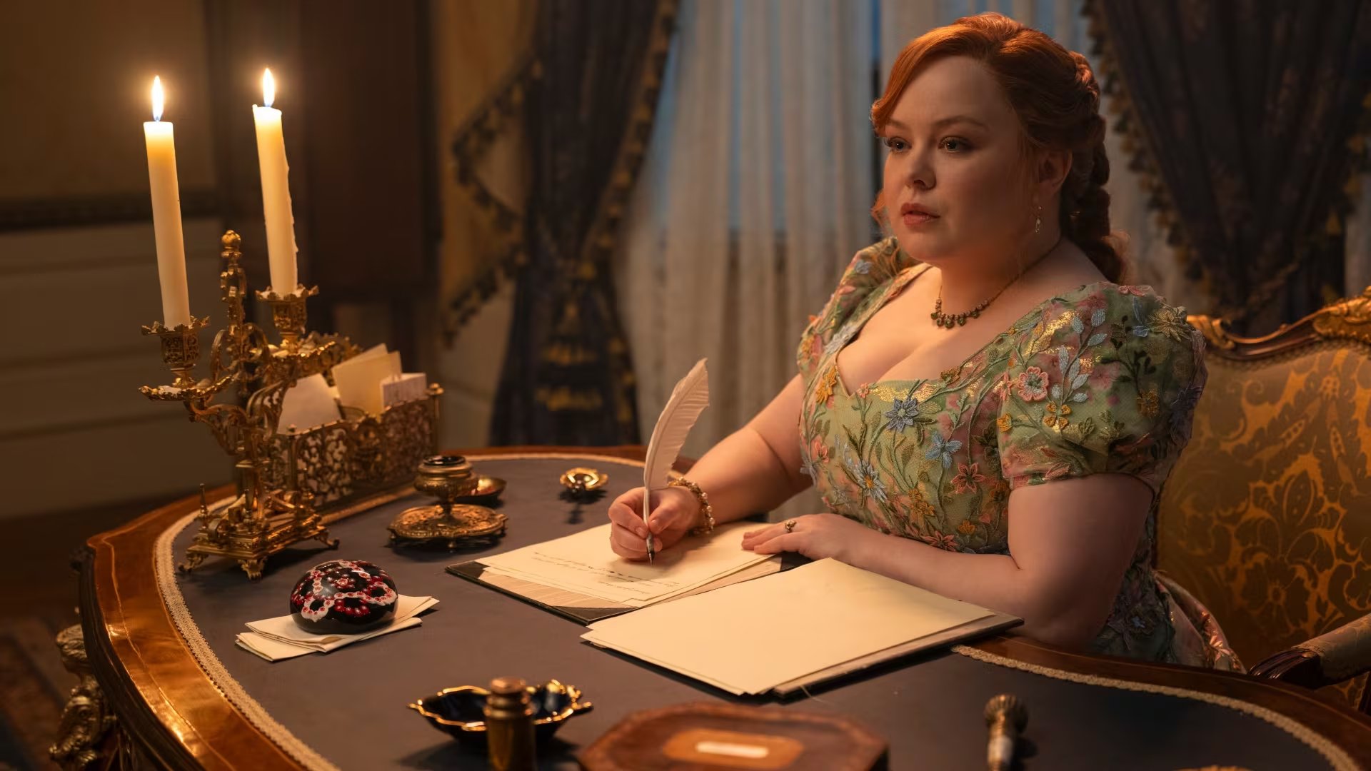 Nicola Coughlan admitió que los responsables de Bridgerton prefirieron no contarle quién asumió el papel de Lady Whistledown (Cr. Liam Daniel/Netflix © 2025)