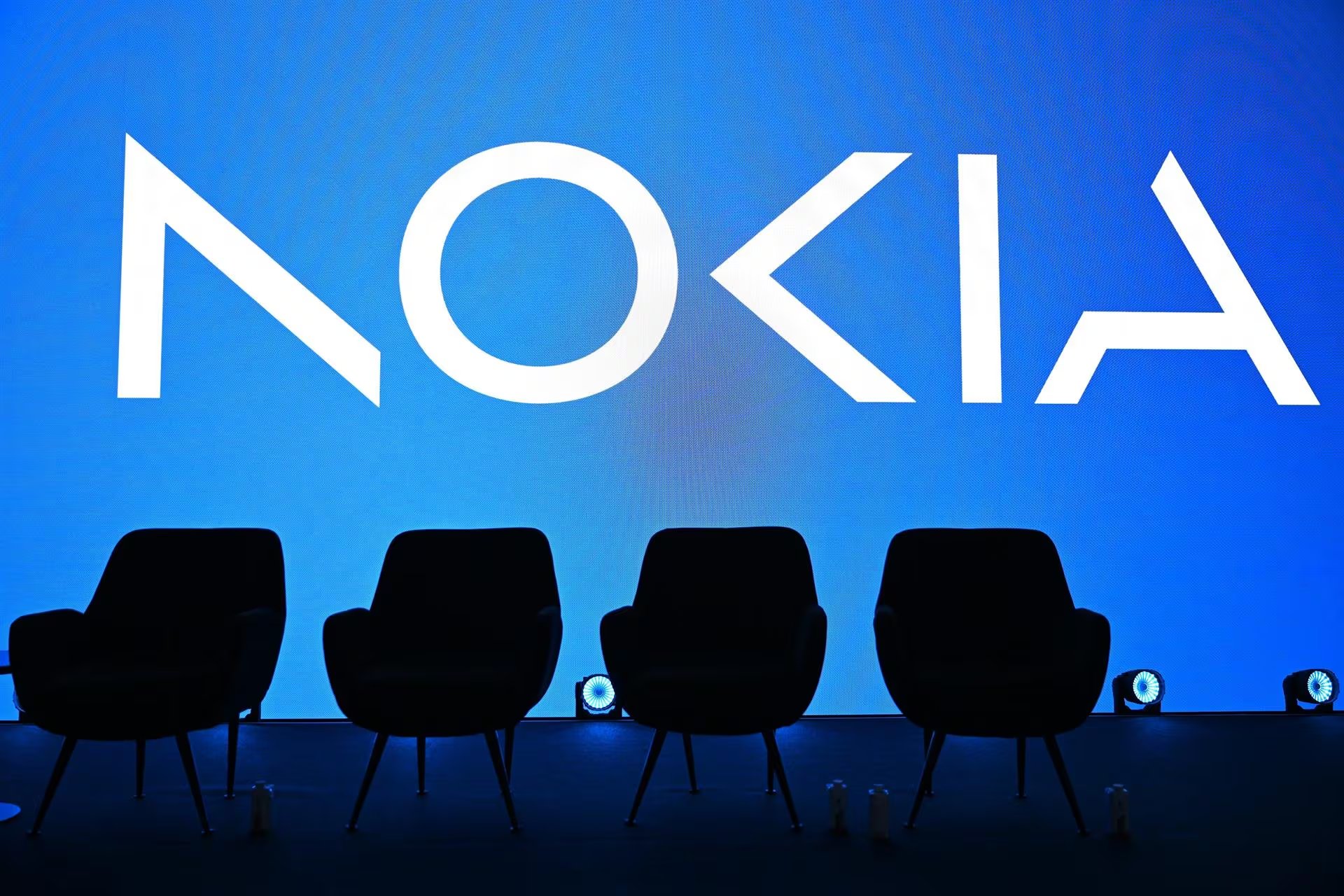 Nokia presentó el 9000 Communicator como una herramienta para ejecutivos capaz de enviar fax, correo electrónico y conectarse a internet. (Foto: Europa Press)