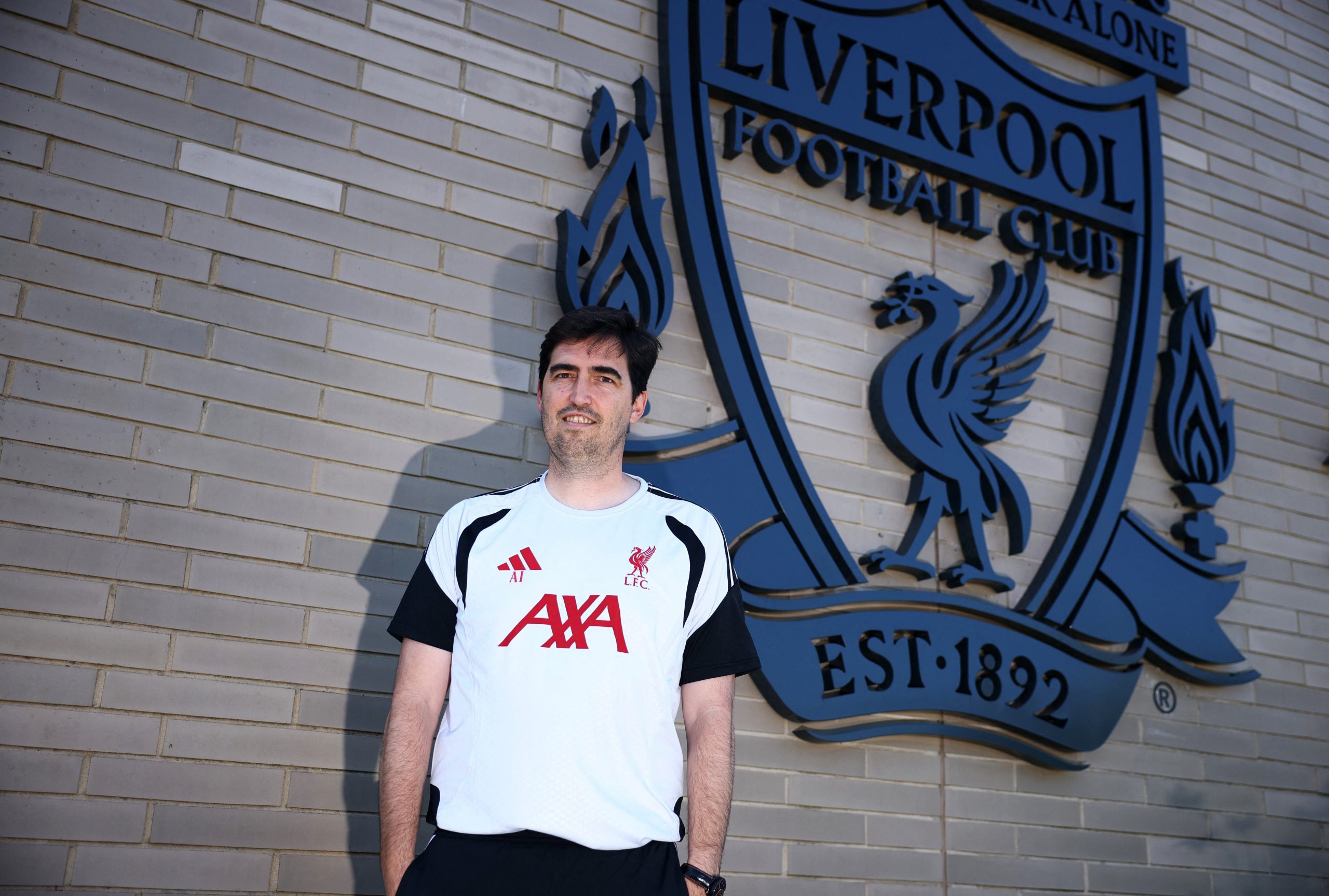 En el plano deportivo, Liverpool inició la primera temporada con Andoni Iraola en el banco de suplentes (REUTERS/Phil Noble)