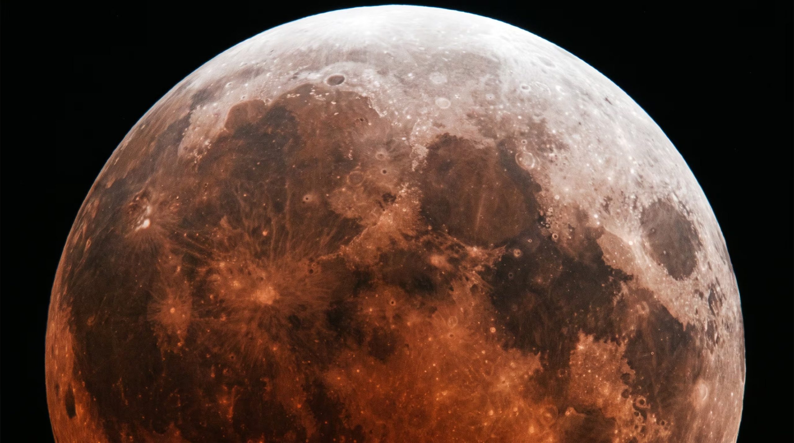 Los eclipses lunares son seguros de observar a simple vista, según el INAOE y la ESA. (Imagen Ilustrativa Infobae)