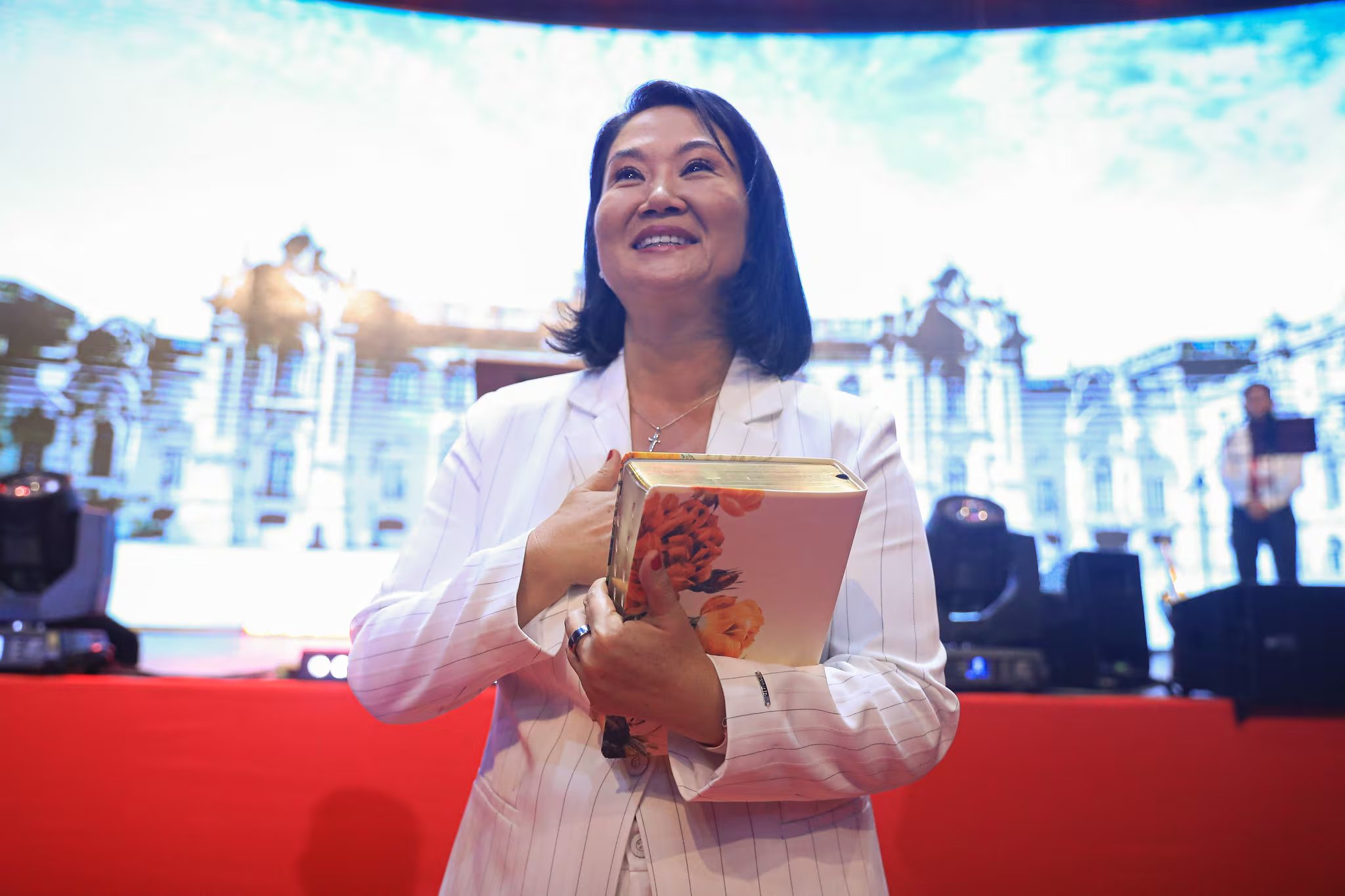 Keiko Fujimori asistió a la ceremonia de Acción de Gracias por el Perú de las Iglesias Evangélicas