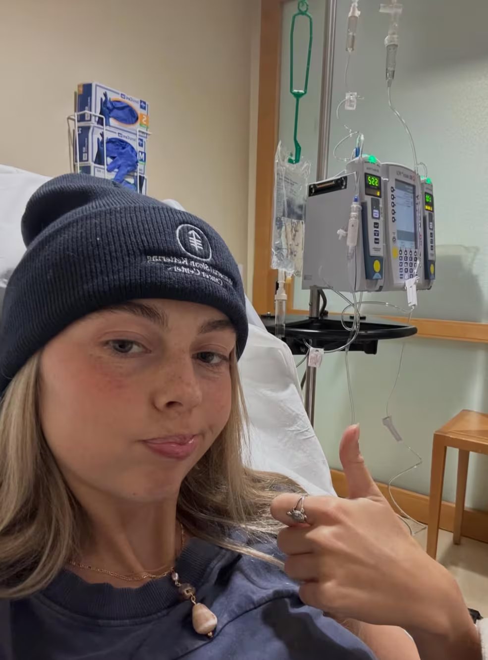 El diagnóstico de colangiocarcinoma de Sydney Towle en agosto de 2023 dio visibilidad a un cáncer agresivo en los conductos biliares que suele presentarse a mayor edad (Instagram/@sydneytowle)
