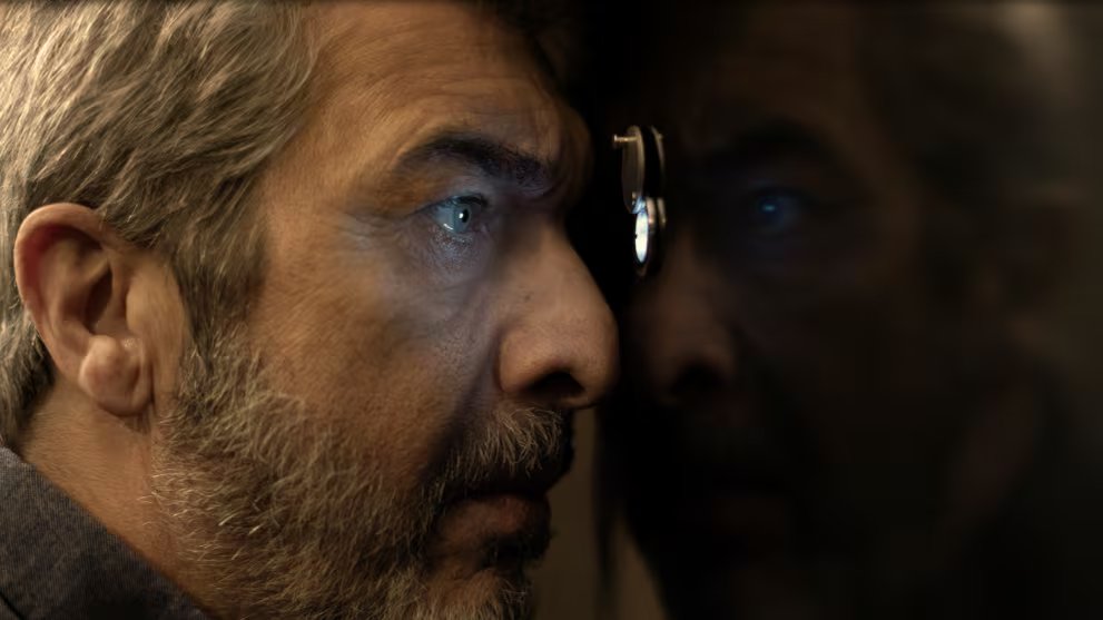 Darín interpreta a un psicoanalista que empieza a desafiar los límites de su práctica profesional. (Netflix)