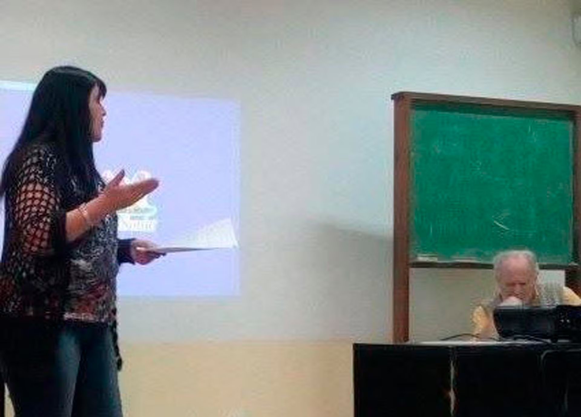 Antes de animarse a empezar el CBC Ángeles iba como oyente a diferentes cursos.