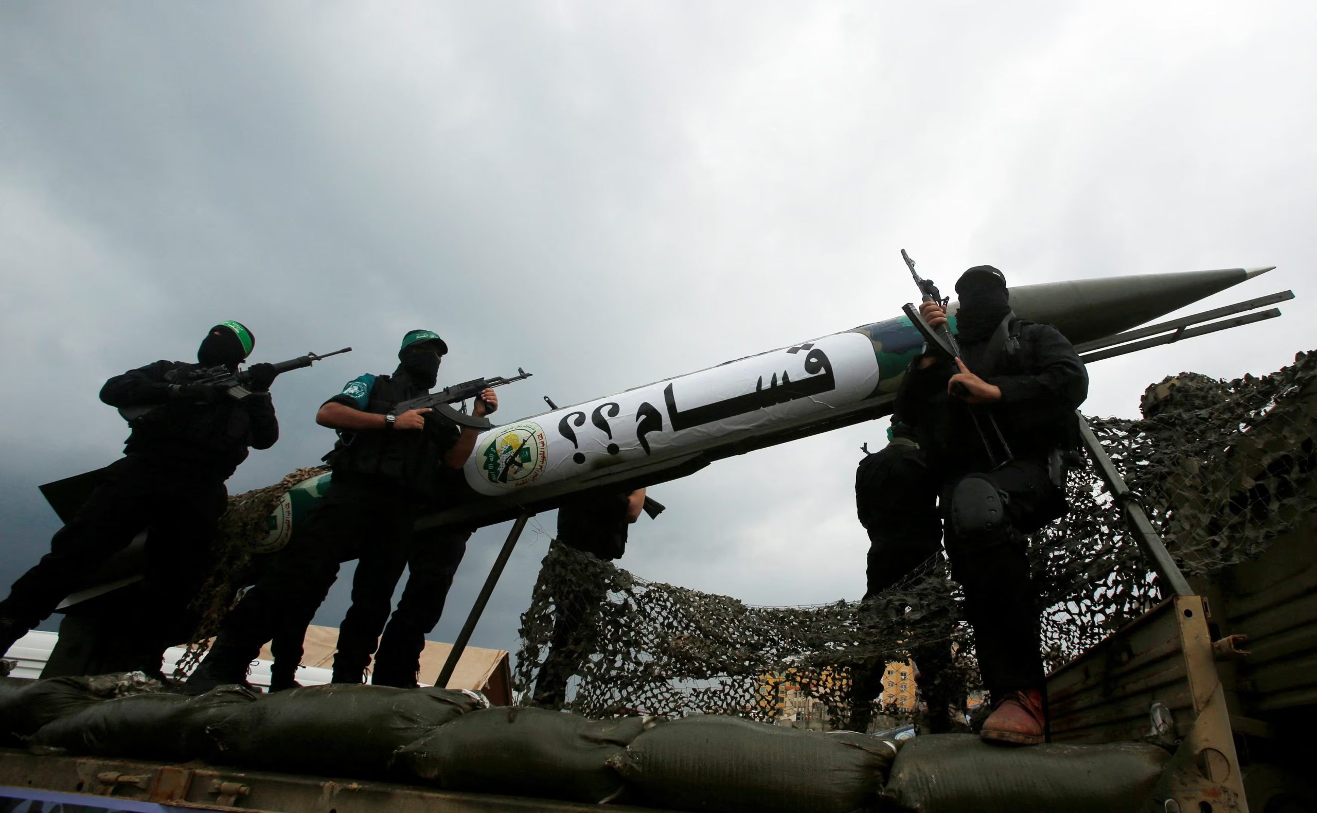La inteligenica israelí afirma que Hamas continúa fortaleciendo sus capacidad militar, pese al acuerdo de desarme anunciado por EEUU (REUTERS/Suhaib Salem)