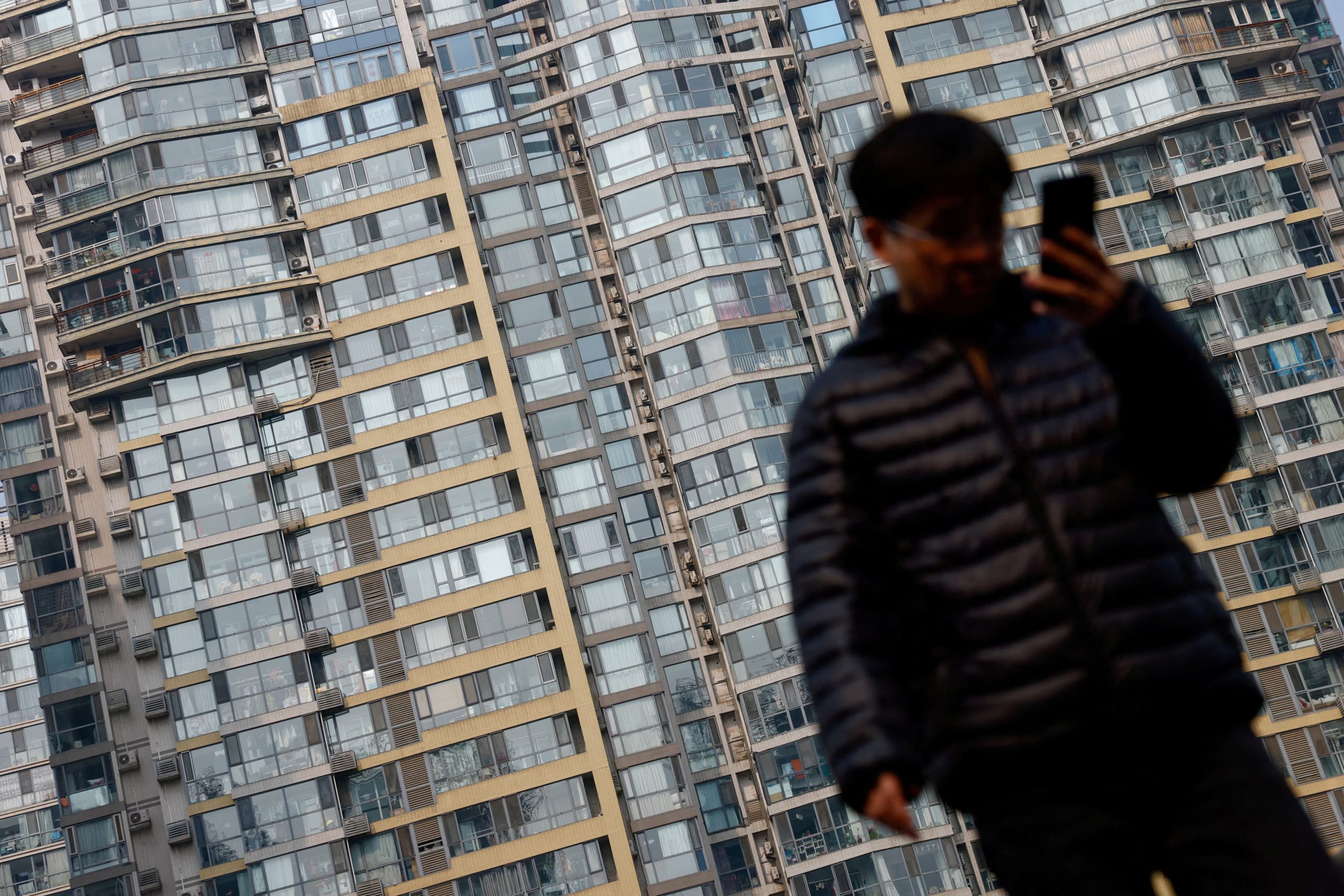 Con el sector inmobiliario en retroceso, China depende cada vez más de las exportaciones (REUTERS)