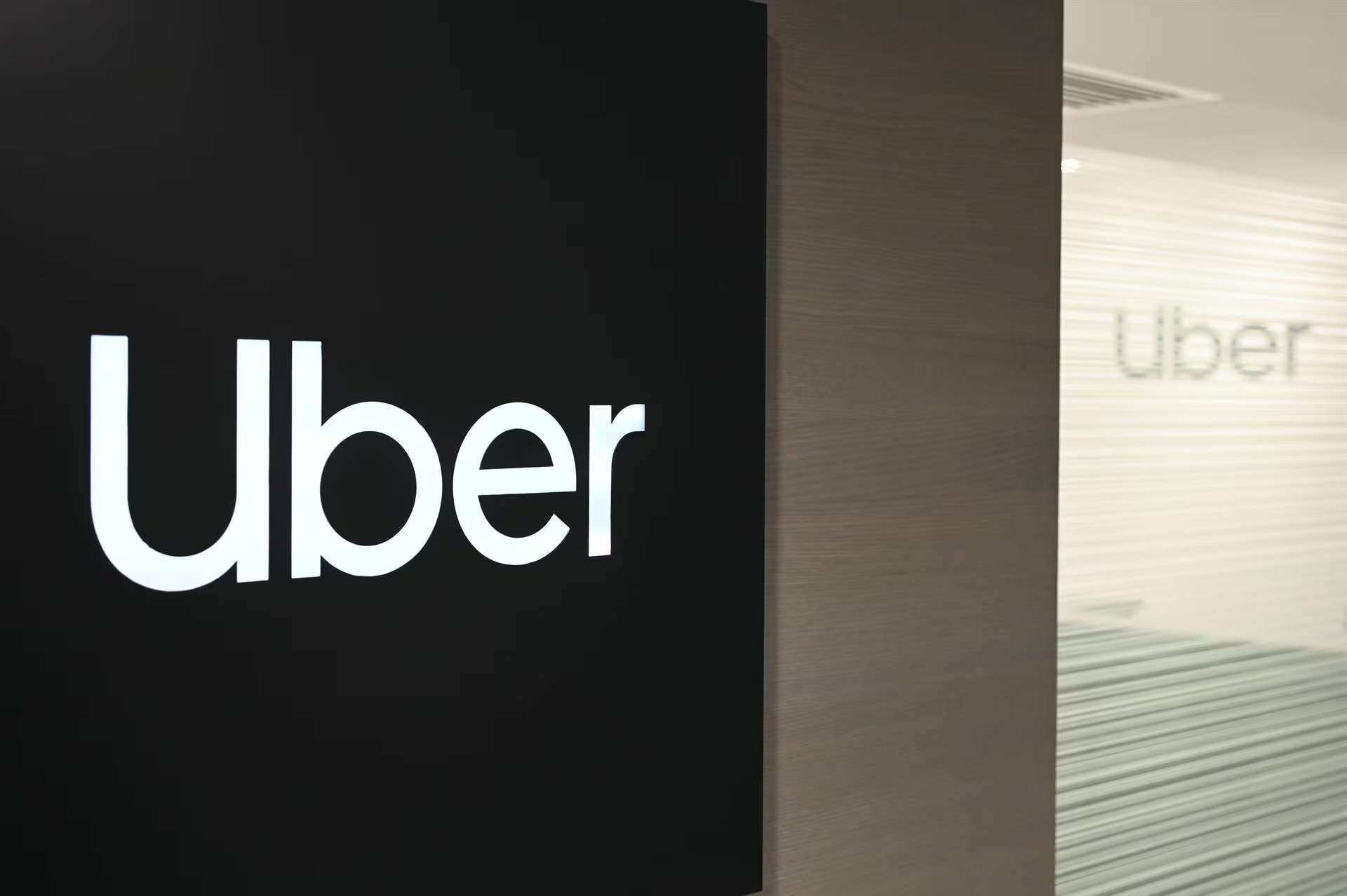 Las operaciones de Uber y los robotaxis empezarán en la ciudad de Zagreb, Croacia.