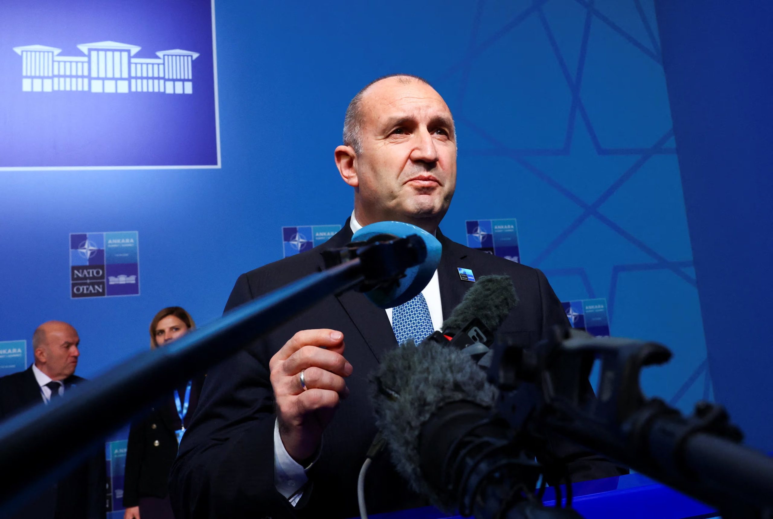 El primer ministro de Bulgaria, Rumen Radev. REUTERS/Yves Herman