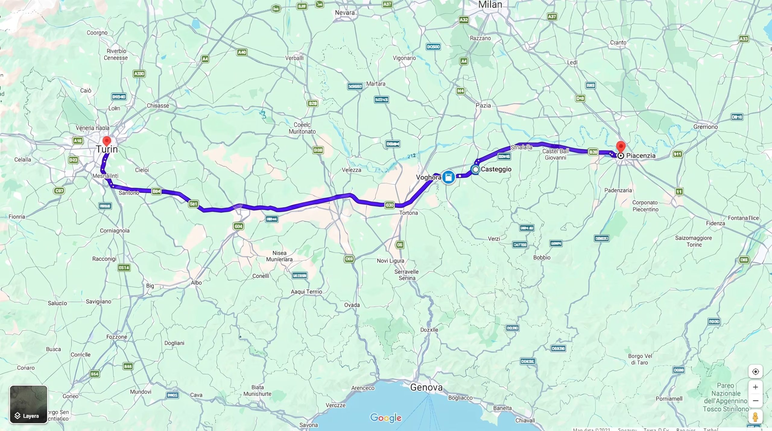Un mapa de carreteras ilustra la ruta terrestre entre Turín y Piacenza, en el norte de Italia, marcando varios puntos del recorrido. (Imagen Ilustrativa Infobae)