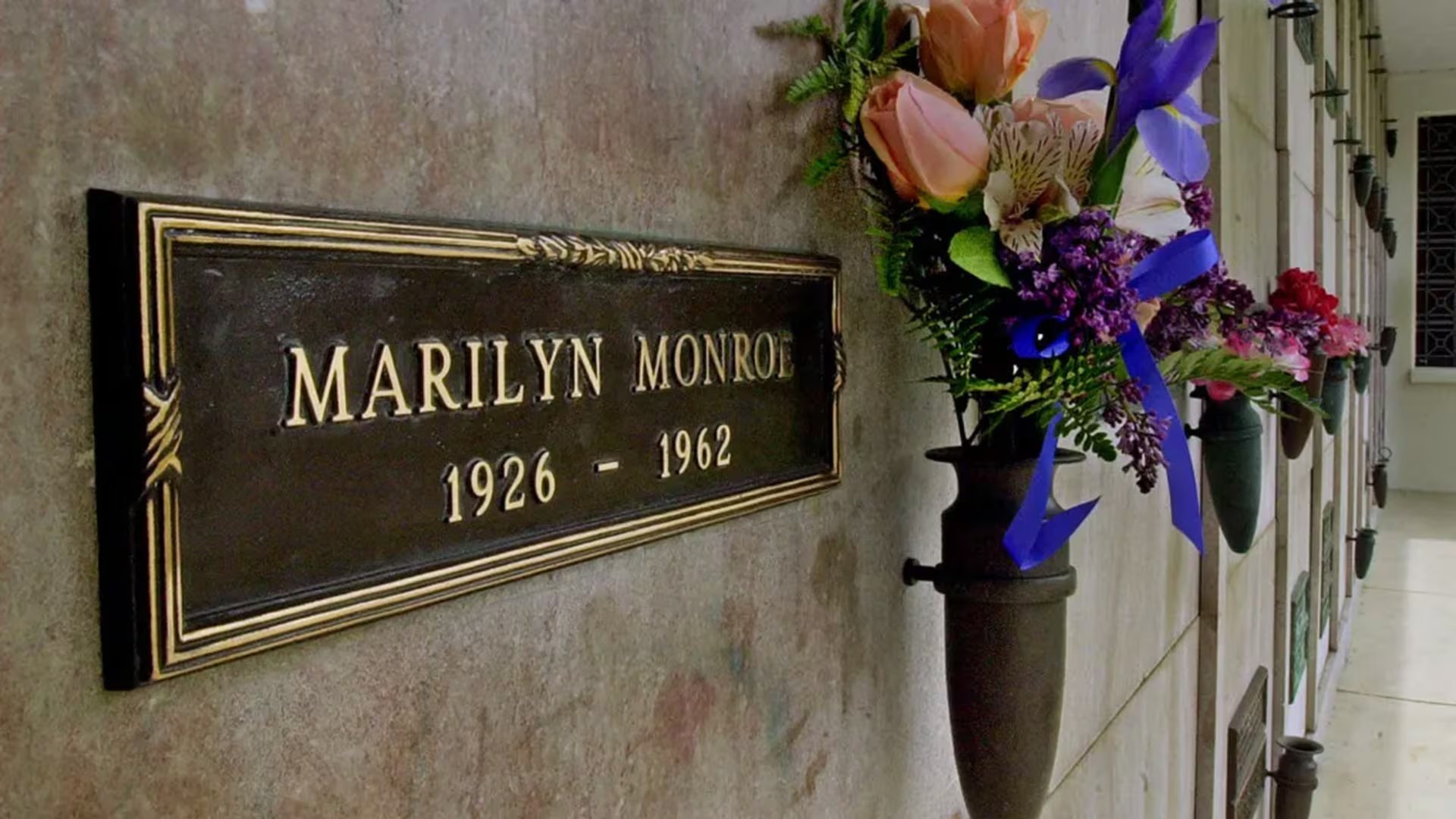 La tumba de la diva. La infancia de Norma Jeane Mortenson entre hogares de acogida y orfanatos marcó la vida de Marilyn Monroe (AP)