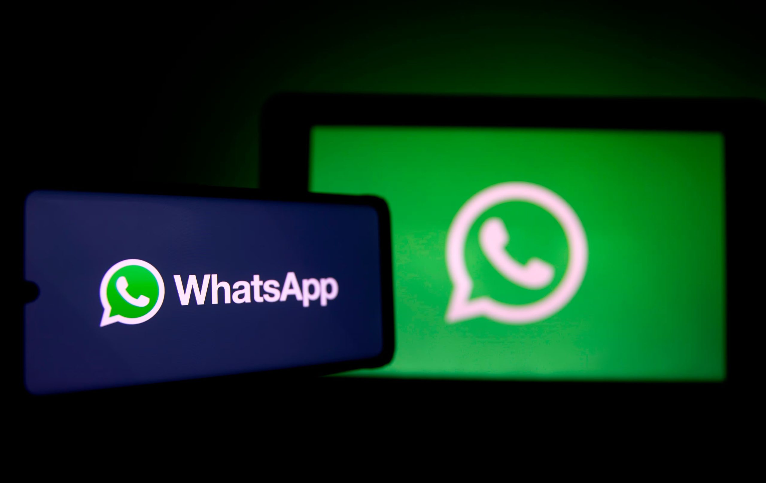 WhatsApp también incorporó el nombre de usuario para chatear sin exponer el número telefónico personal y reforzar la privacidad.(EFE/EPA/IAN LANGSDON/Archivo)
