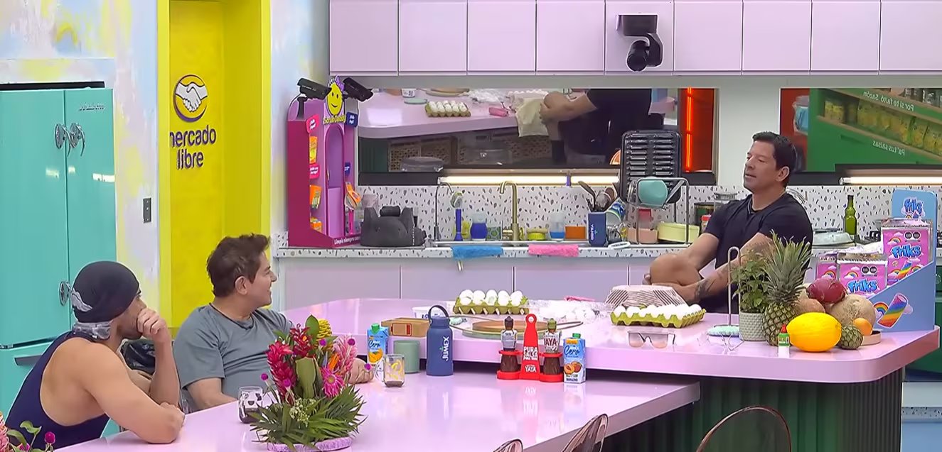 Yahir reveló que trabajaba en una cadena de pizzas y ganaba muy poco dinero (Captura de pantalla )