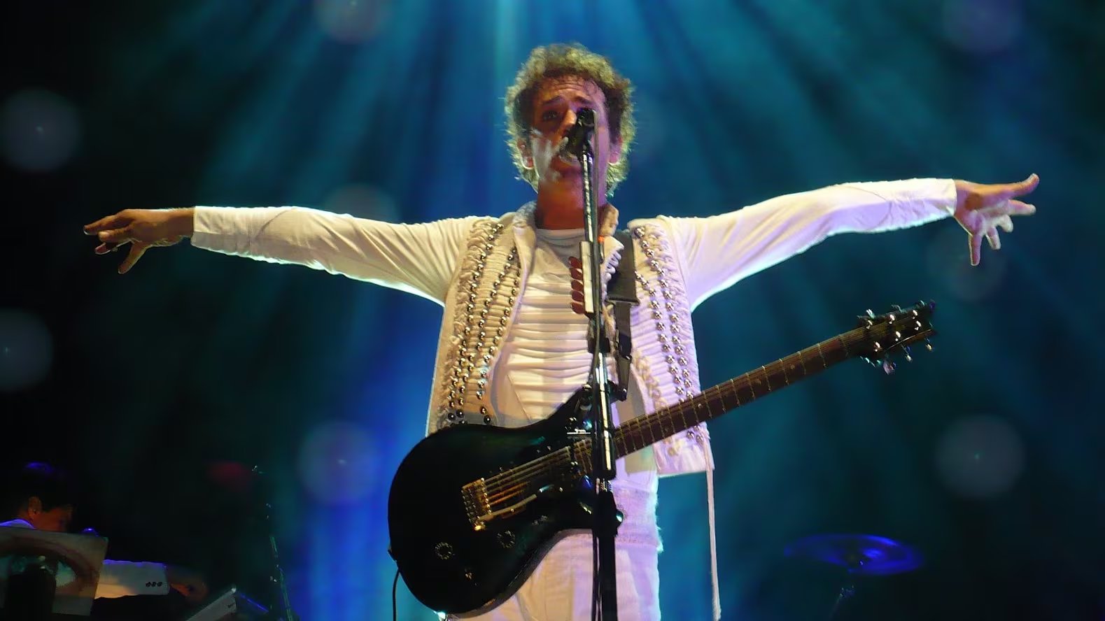El último concierto de Gustavo Cerati fue el 15 de mayo de 2010 en Caracas, durante la gira Fuerza Natural que presentaba su quinto álbum solista
