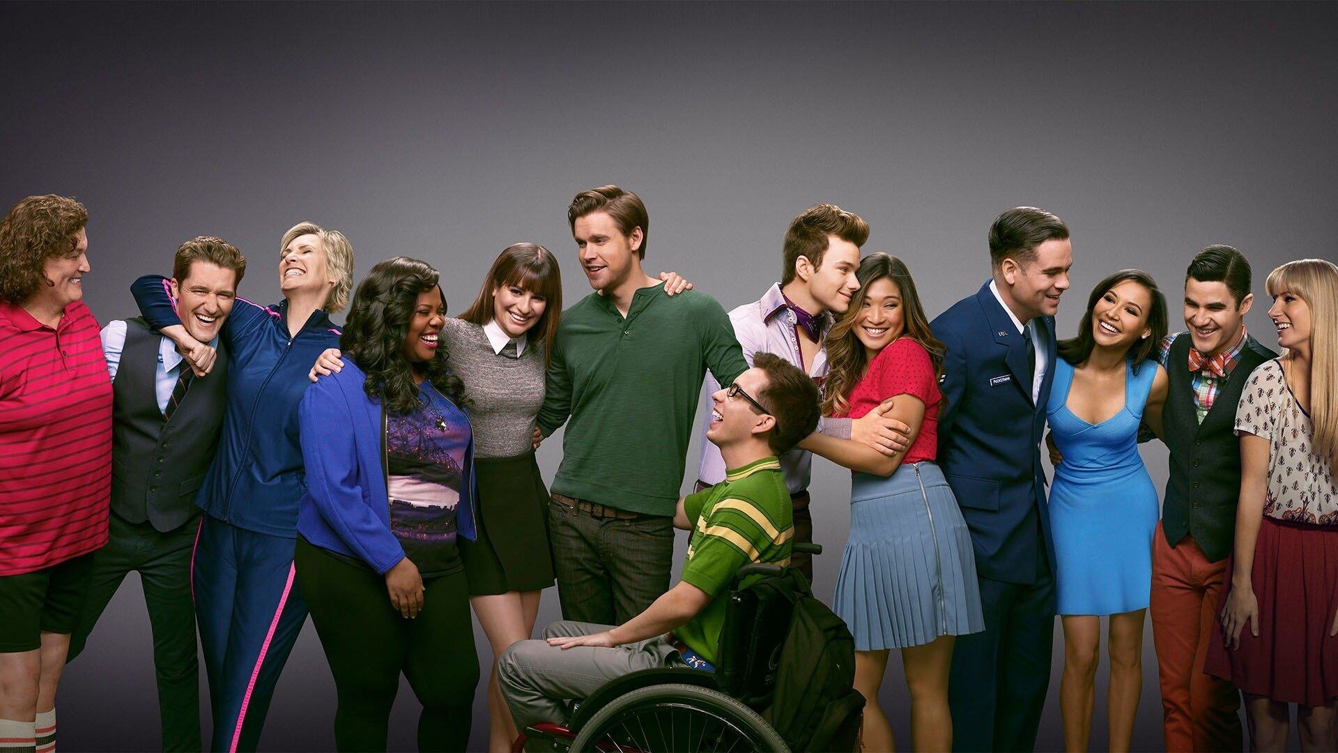 Parte del elenco original de Glee conoce la propuesta de la nueva serie.