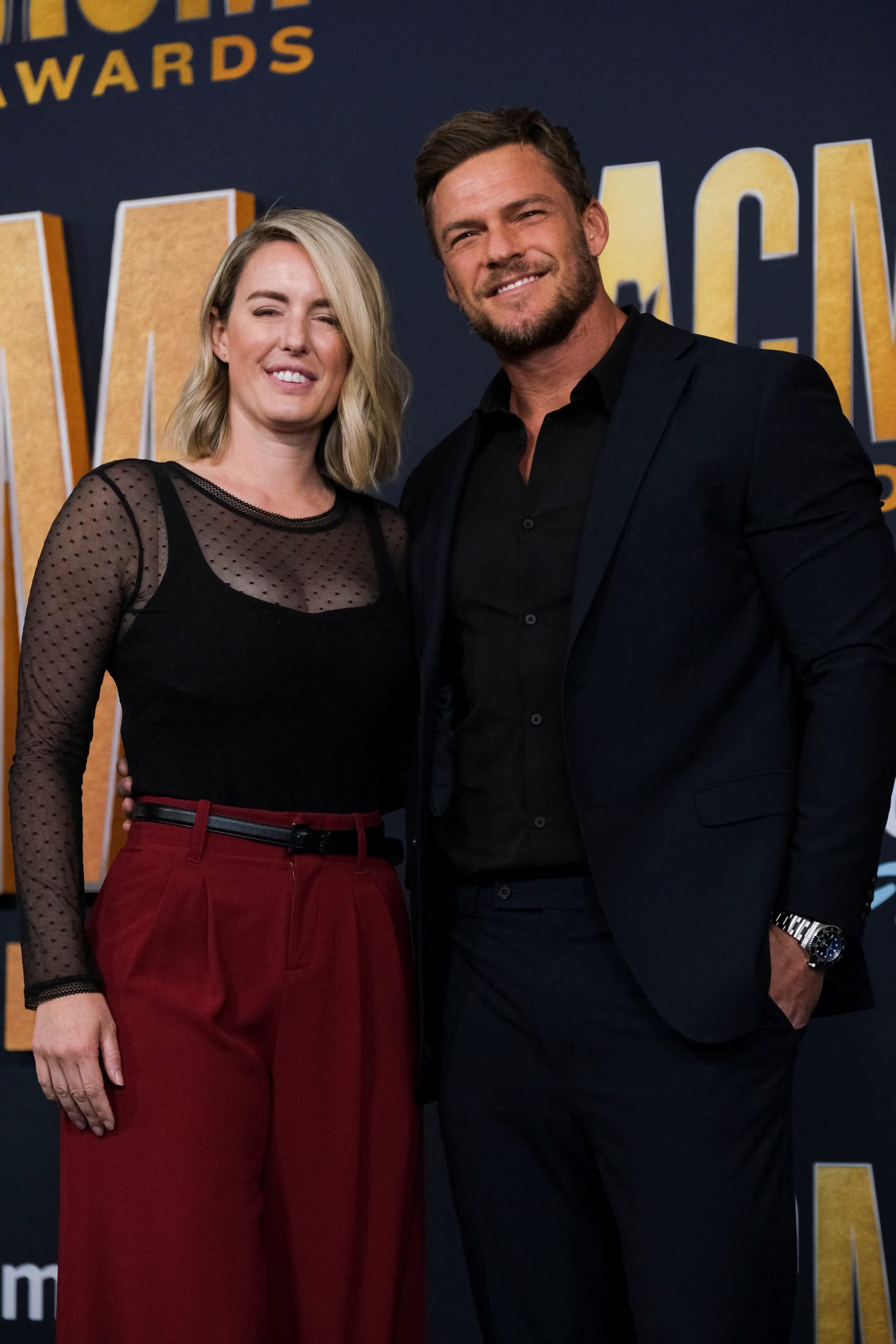 La relación entre Alan Ritchson y Catherine Ritchson comenzó en la adolescencia, se retomó en la universidad y se formalizó con su casamiento en mayo de 2006 (REUTERS/Maria Alejandra Cardona)