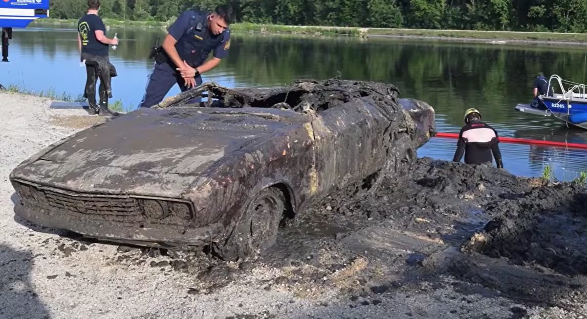 En el sur de Alemania, el operativo en el Danubio derivó en una pesquisa penal por un delito sin resolver desde hace más de cinco décadas (Captura de video)