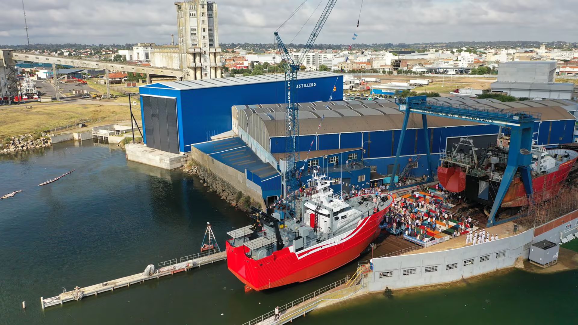 “Cada barco que se construye, repara o moderniza moviliza industria nacional, genera trabajo federal y conserva conocimiento en el país”, señalaron las entidades