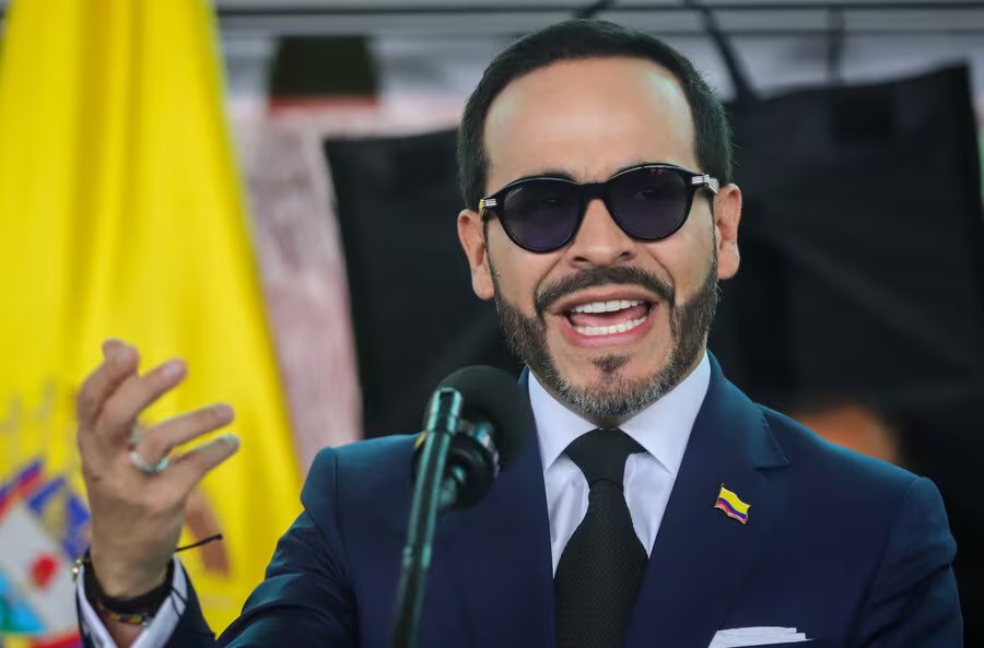 Según Leyva, Abelardo de la Espriella, presidente de Colombia, ha sido víctima de ataques por parte de Petro - crédito Catalina Olaya/Colprensa