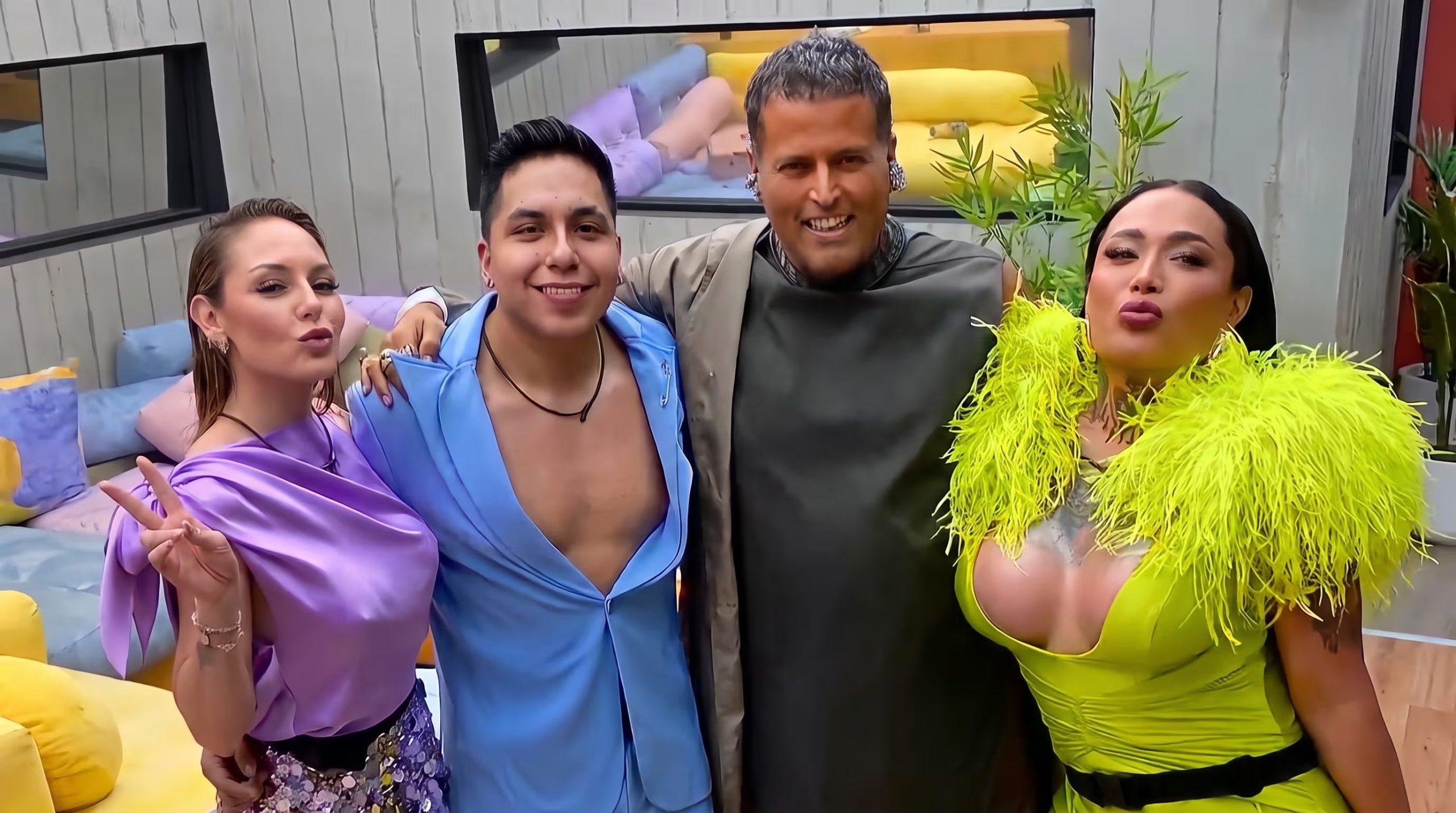 Gema Garoa, Ese Pérez, Aldo Rendón y Karina Torres posan juntos durante su participación en el programa La Casa de los Famosos México. (Imagen Ilustrativa Infobae)