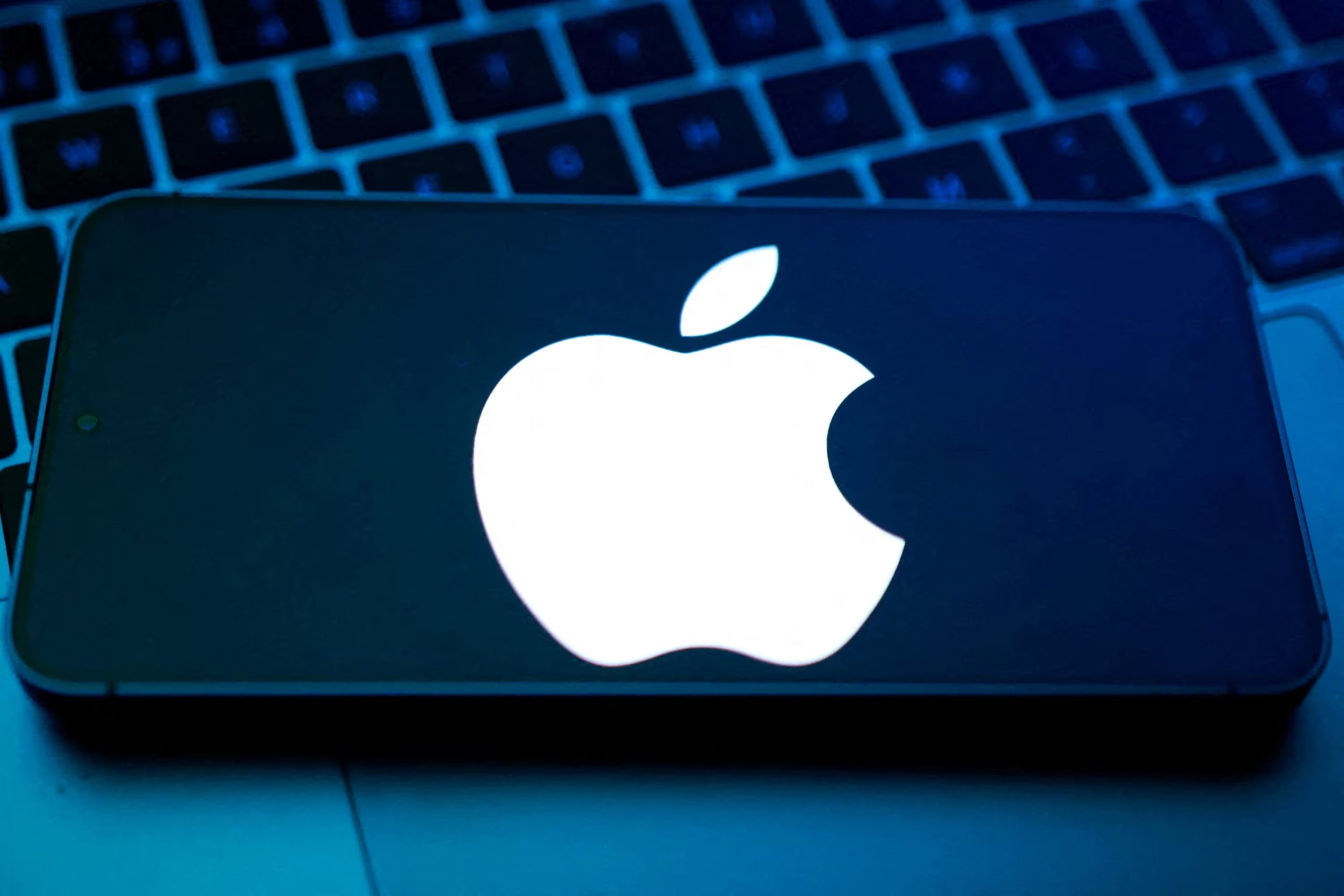 Apple presentó una nueva generación de Apple Intelligence que trae consigo Siri AI.
REUTERS/Dado Ruvic 