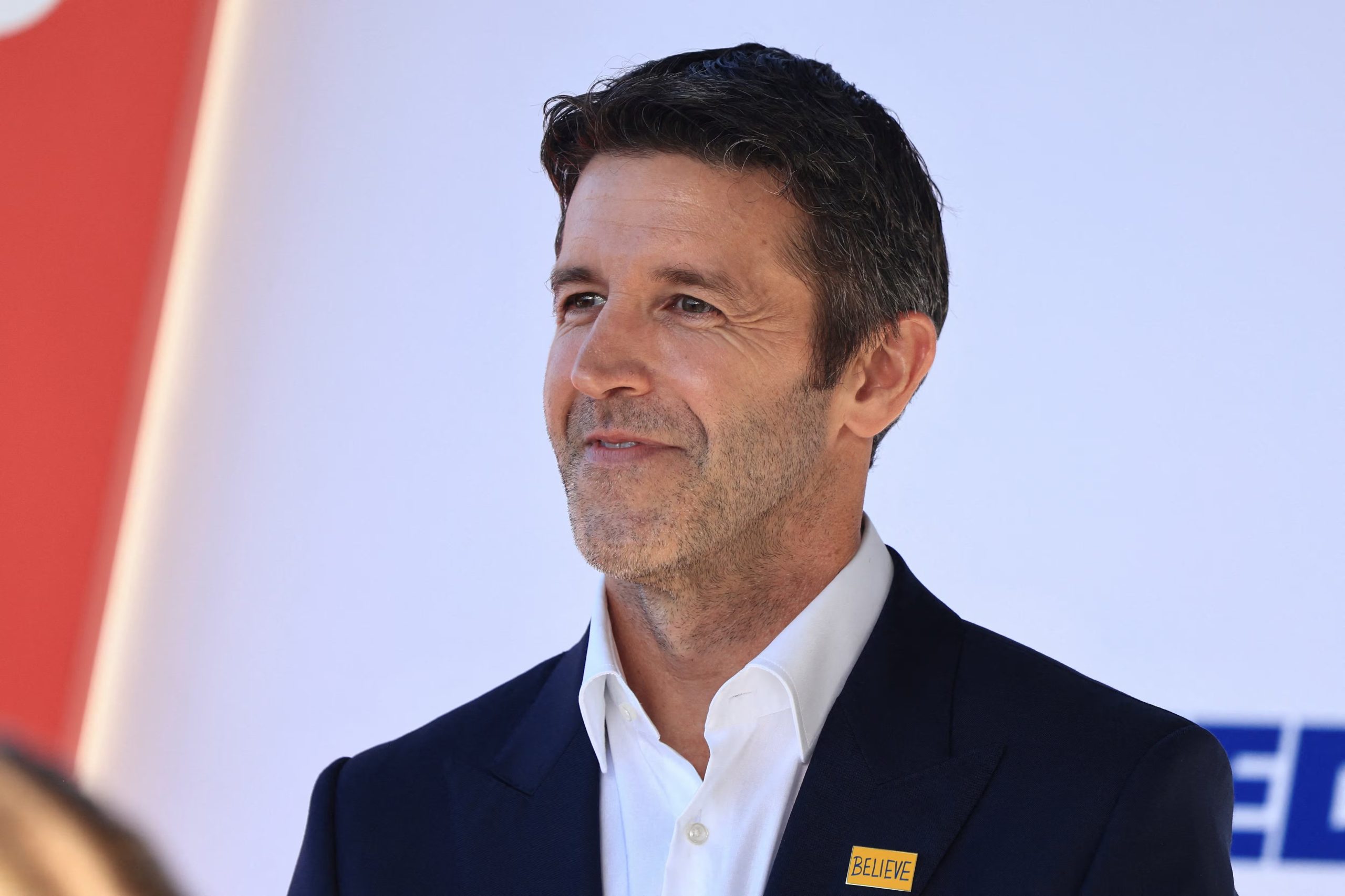 La empresa busca presentar sus nuevos dispositivos tan pronto como concluya su desarrollo para competir en el área de inteligencia artificial. (REUTERS/David Swanson)