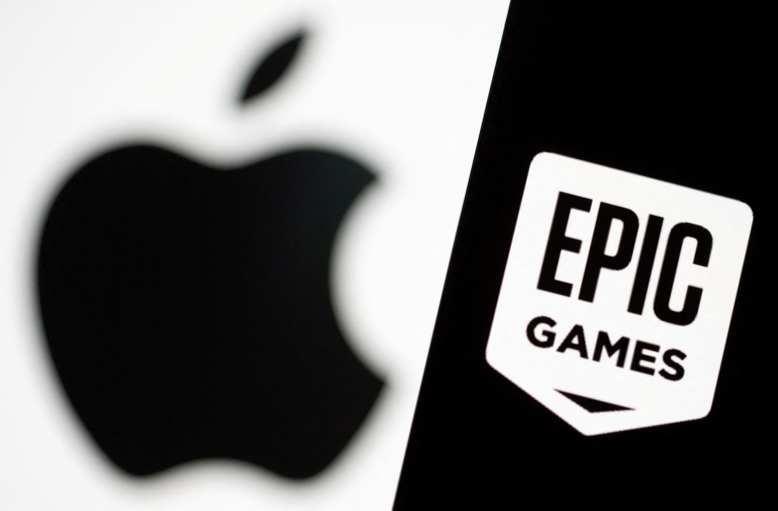 Phil Schiller participó en uno de los conflictos más importantes de Apple. REUTERS/Dado Ruvic/Illustration/File Photo