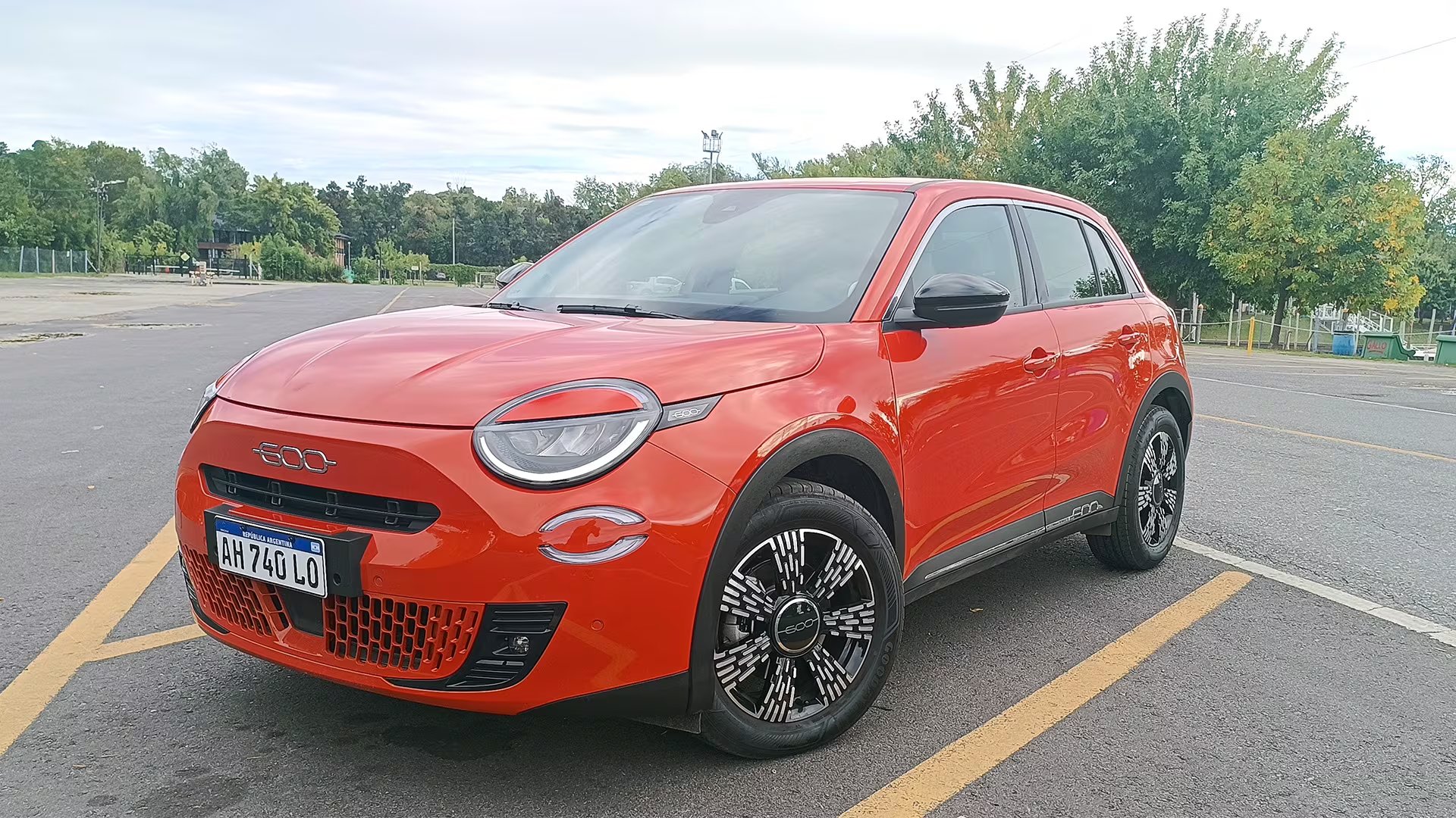El nuevo Fiat 600 Hybrid es uno de los modelos más vendidos con microhibridación en Argentina. (Infobae)
