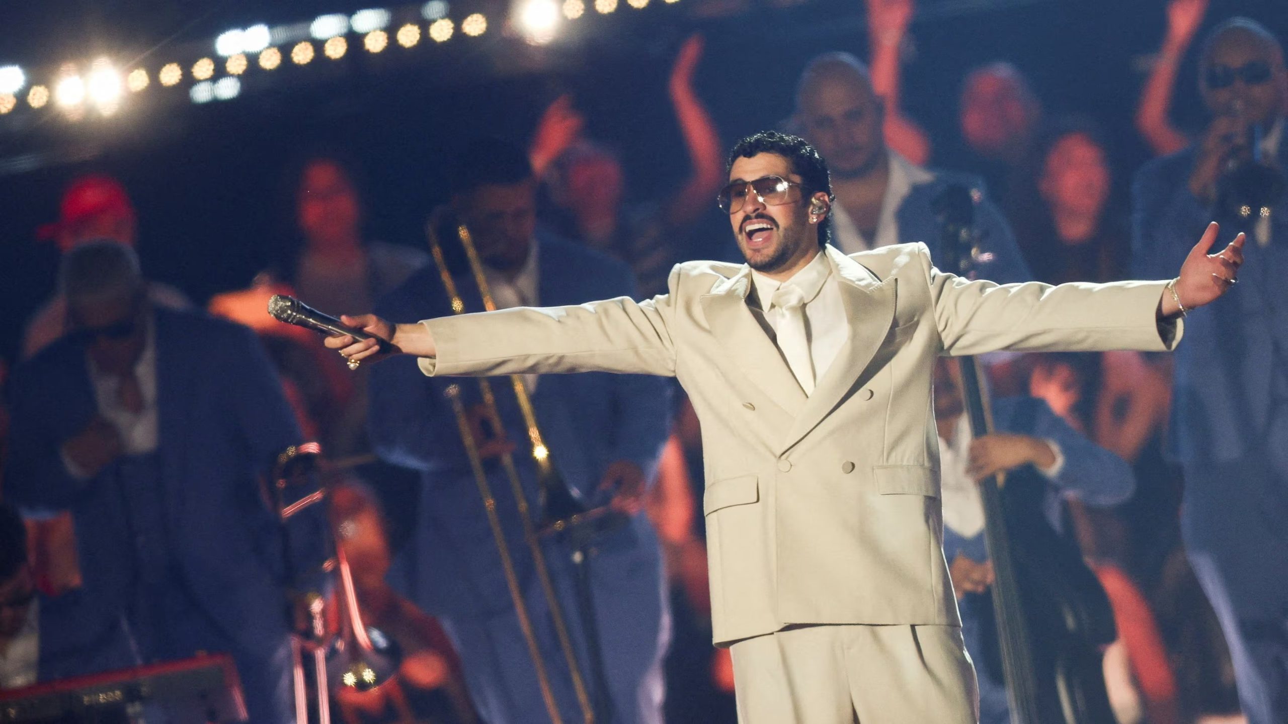 Las canciones de Bad Bunny fueron incluidas en una demanda hecha por los herederos de Cleveland “Clevie” Browne y Wycliffe “Steely” Johnson. (REUTERS)