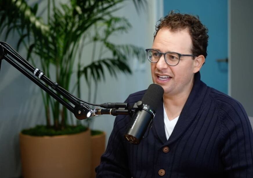 Dario Amodei propuso moderar el ritmo de desarrollo de la inteligencia artificial mediante un ensayo publicado en septiembre de 2026. (Lex Fridman Podcast)