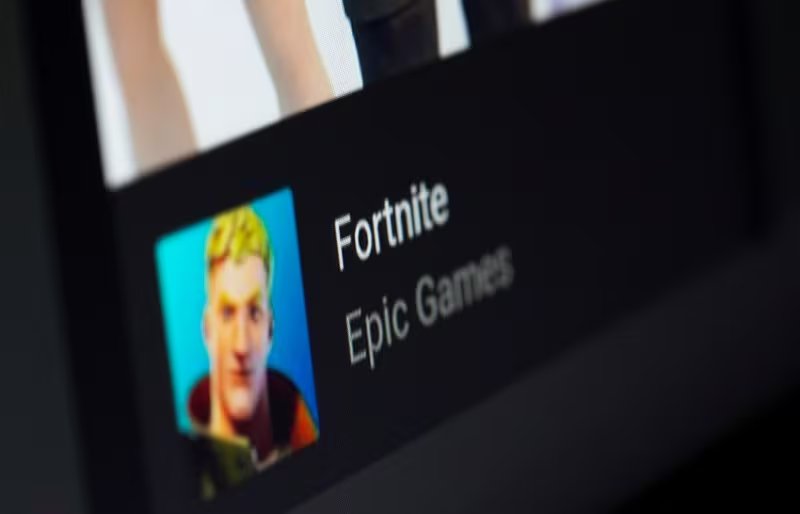 Epic Games enfrenta la crisis del sector mientras Fortnite pierde impulso y sus costes internos aumentan, en un escenario marcado por presupuestos millonarios, componentes más caros y una competencia creciente por la atención de los jugadores - REUTERS/Dado Ruvic/Ilustración/Archivo